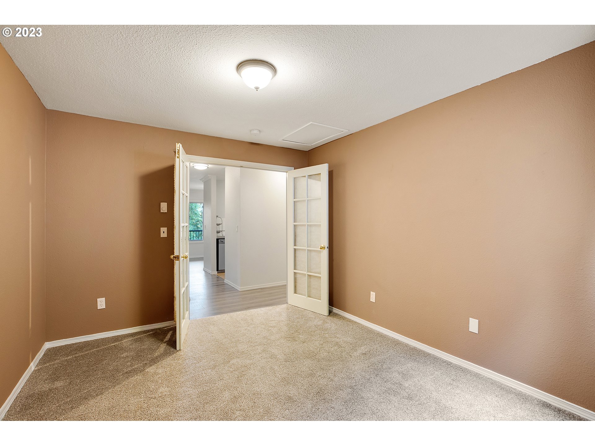 20070 LARKSPUR LN 63