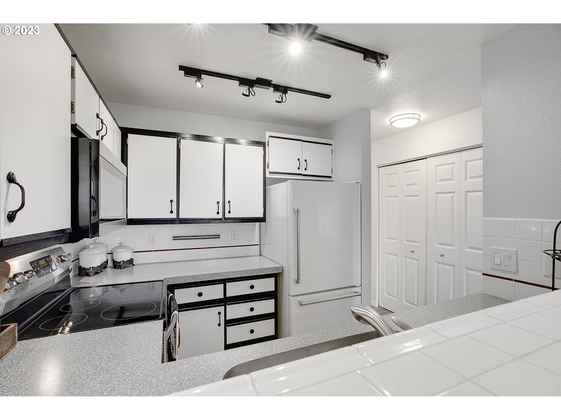 20070 LARKSPUR LN 63