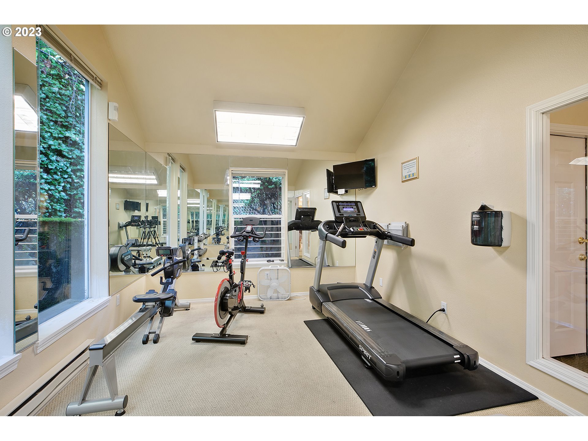 20070 LARKSPUR LN 63