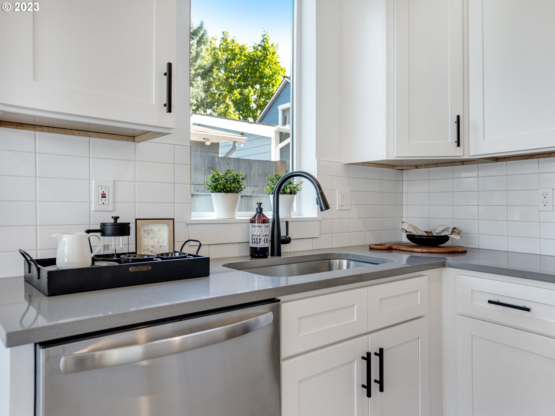 5070 SE REEDWAY ST 1