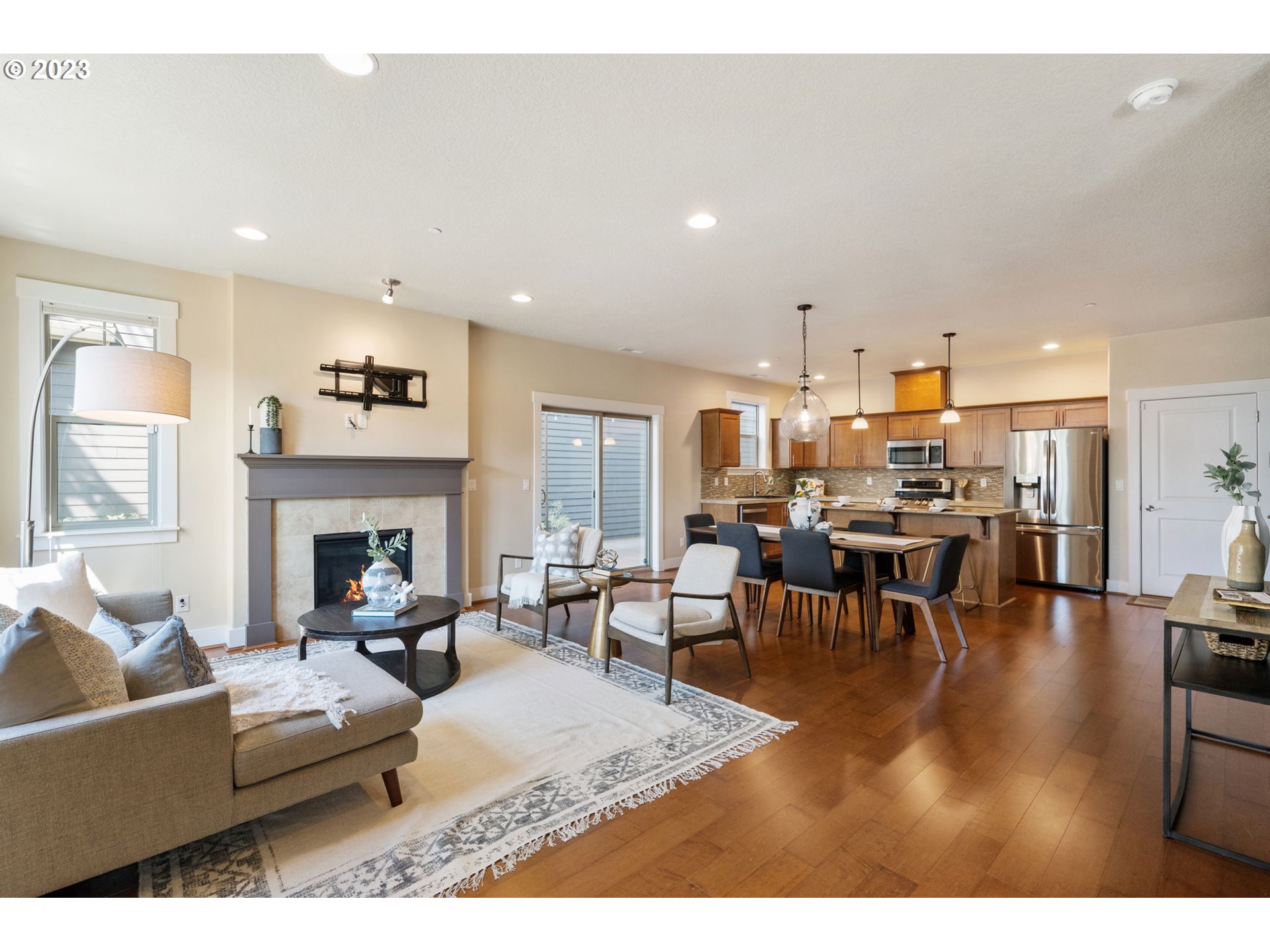 28938 SW MONTE CARLO AVE