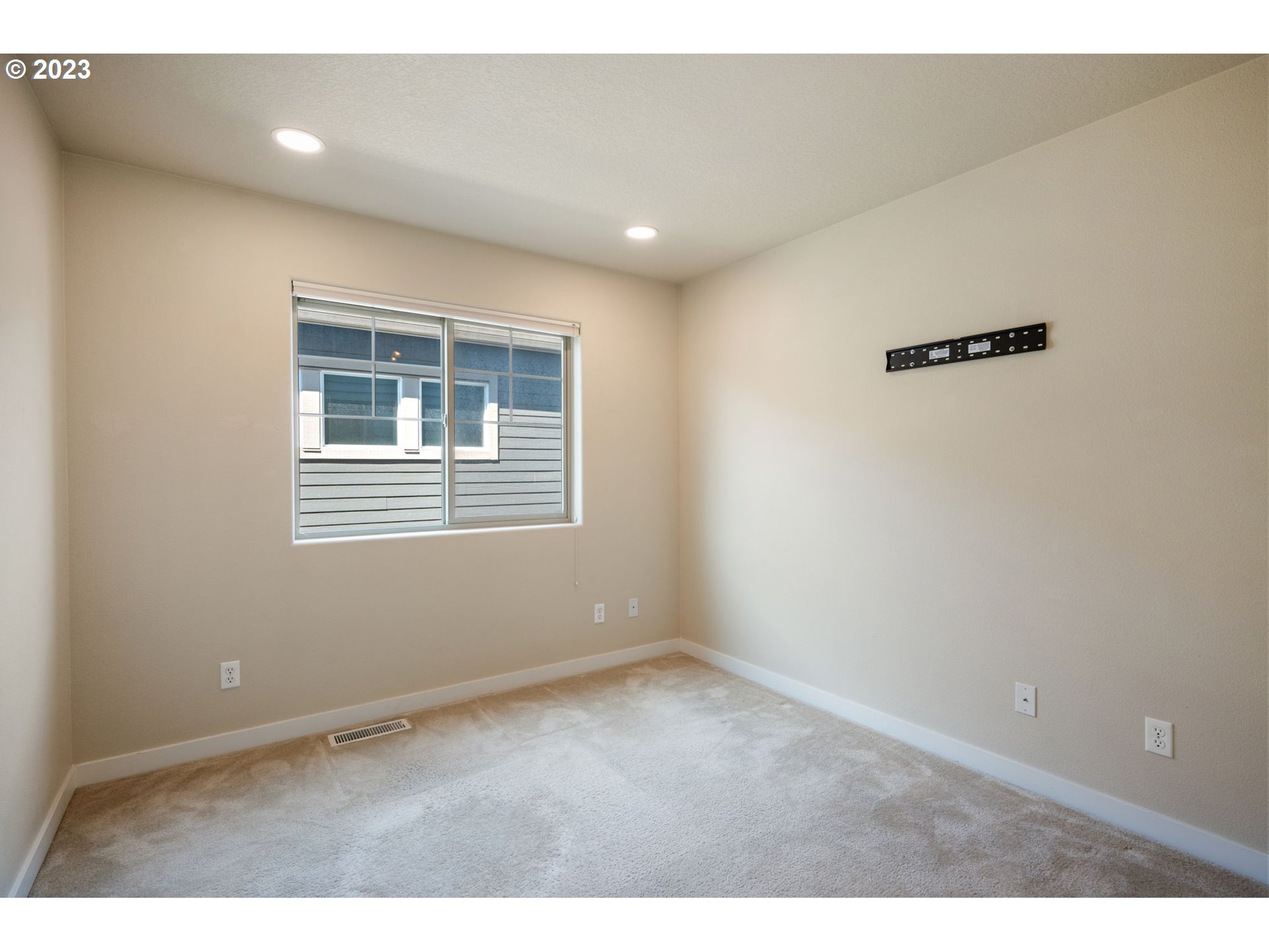 28938 SW MONTE CARLO AVE