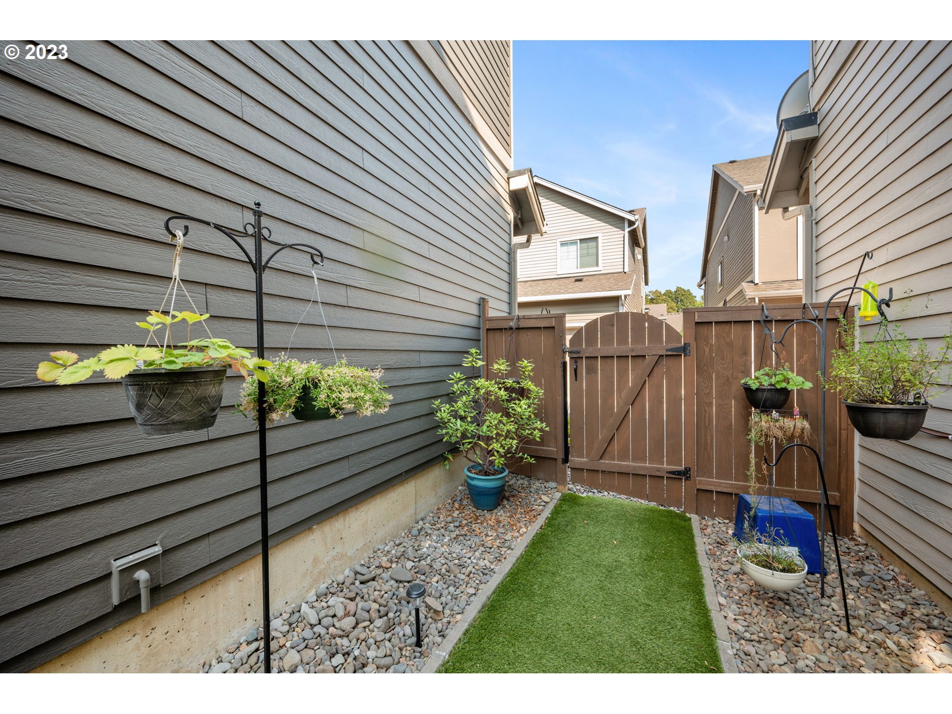 28938 SW MONTE CARLO AVE