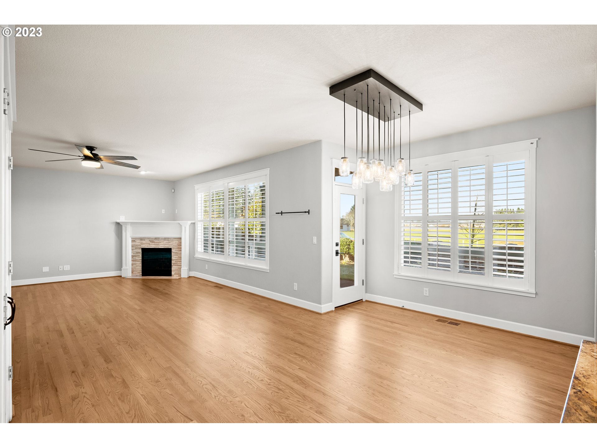 384 SE 13TH PL