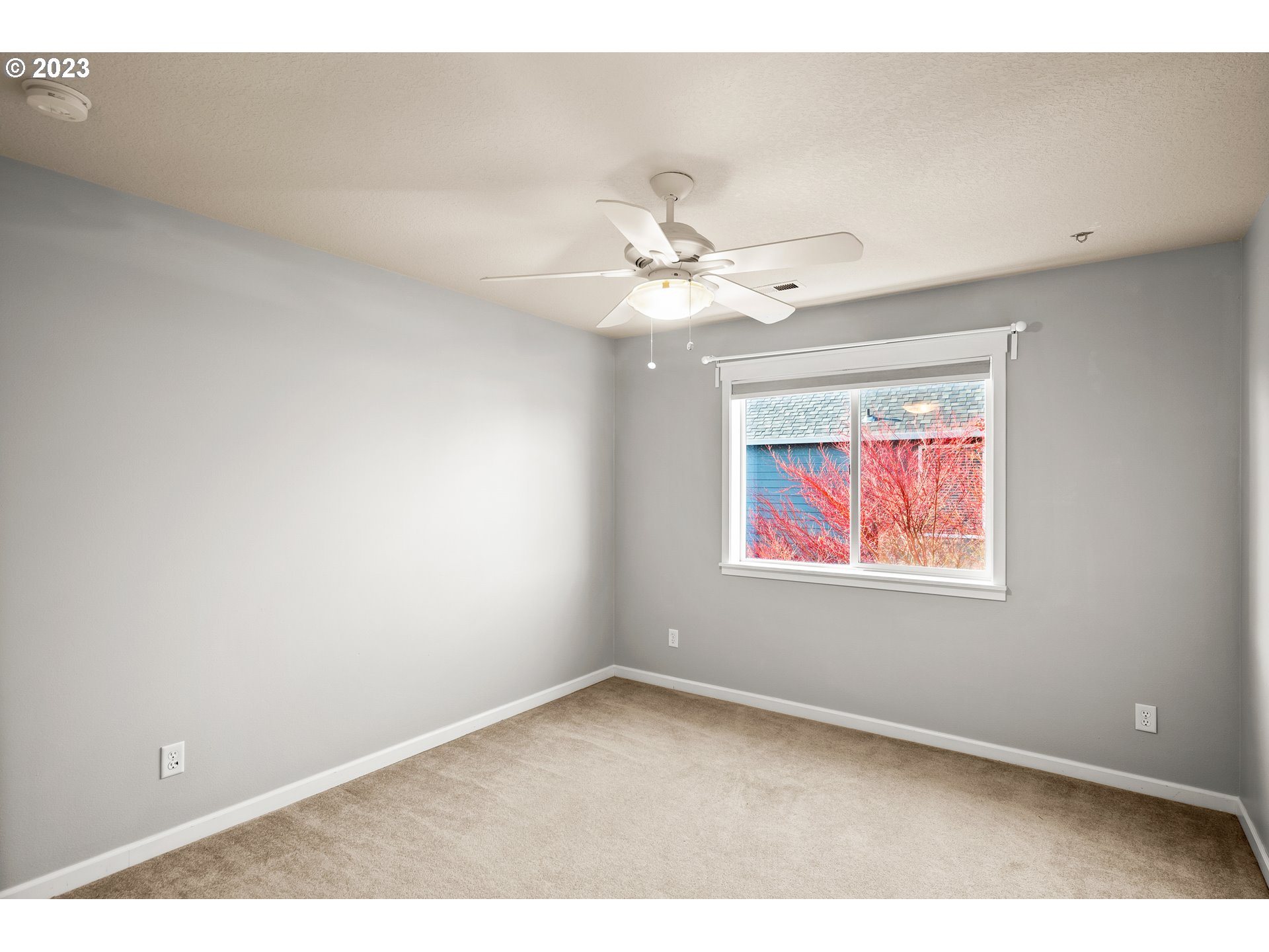 384 SE 13TH PL