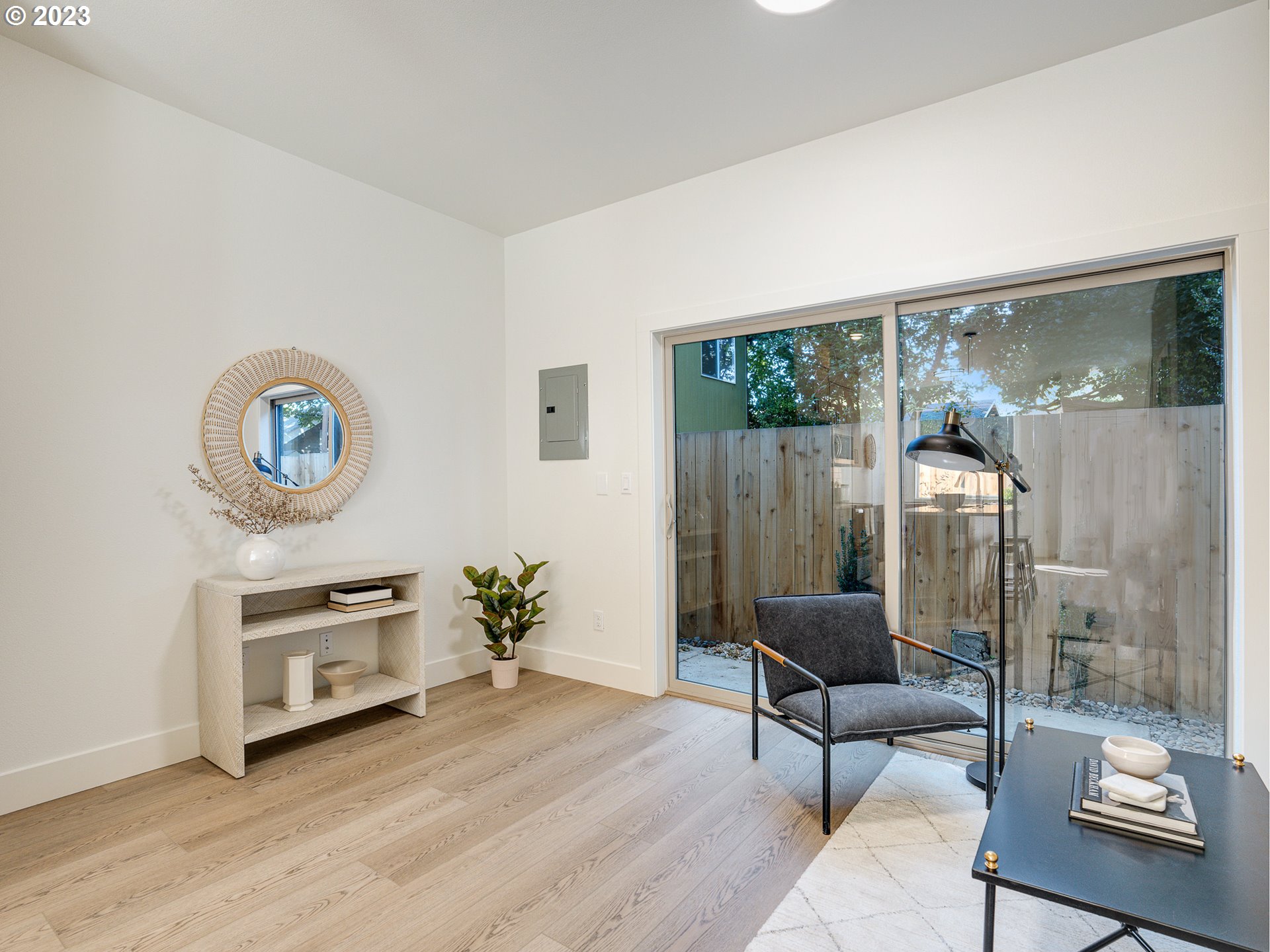 1207 N Winchell ST 5