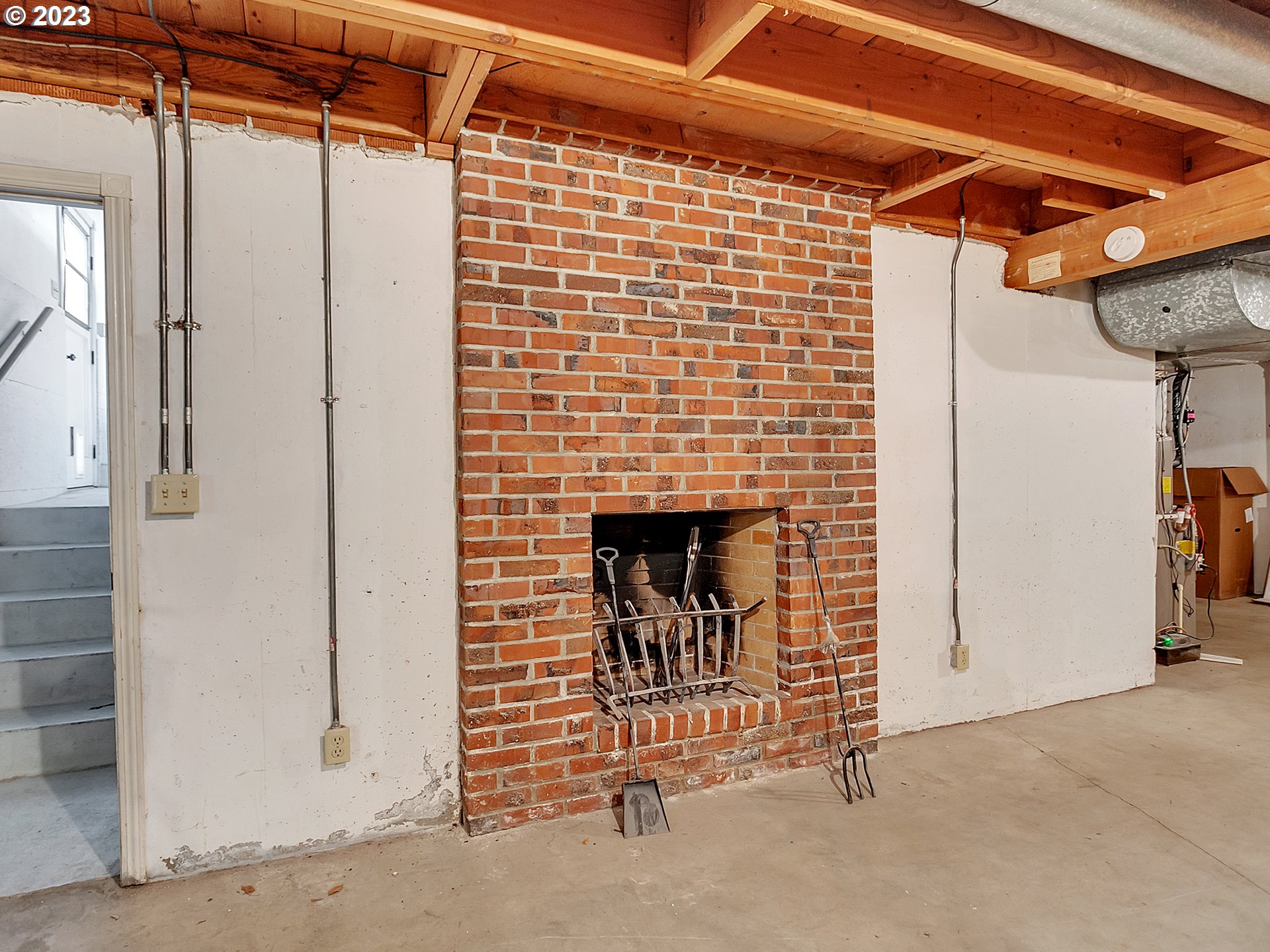 10615 SE LEXINGTON ST