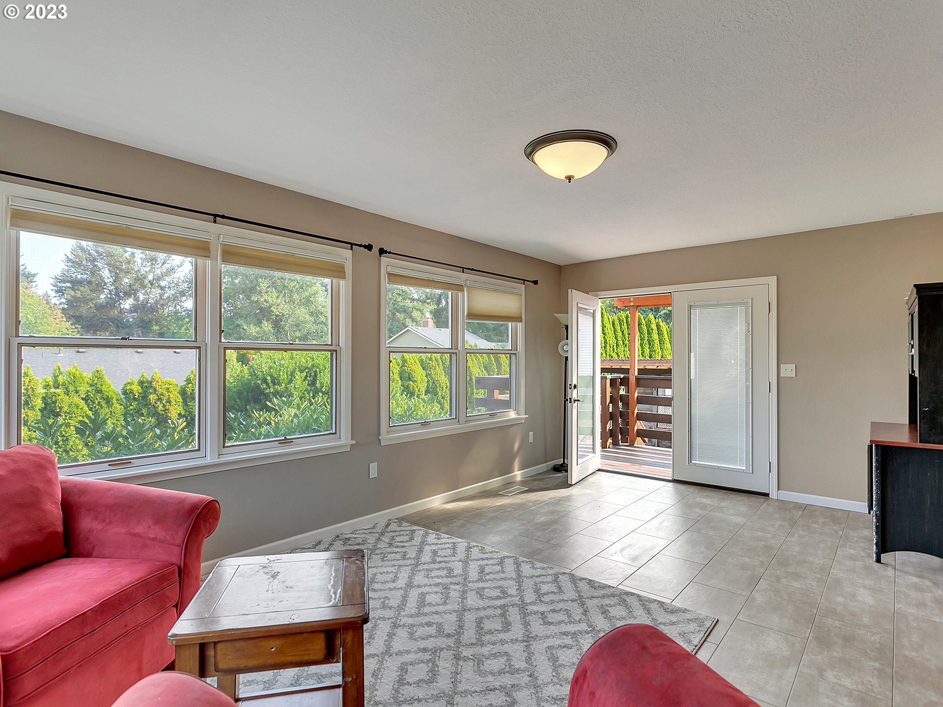 10615 SE LEXINGTON ST