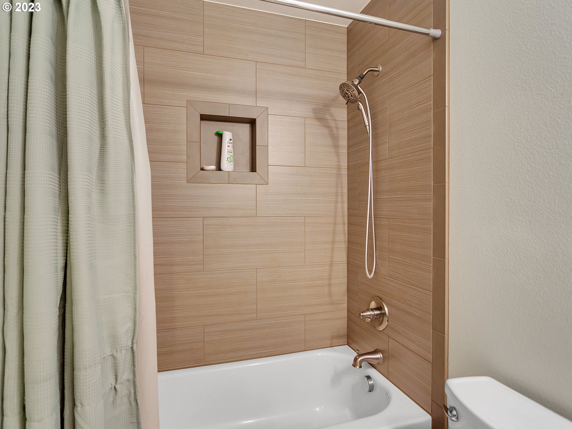 10615 SE LEXINGTON ST