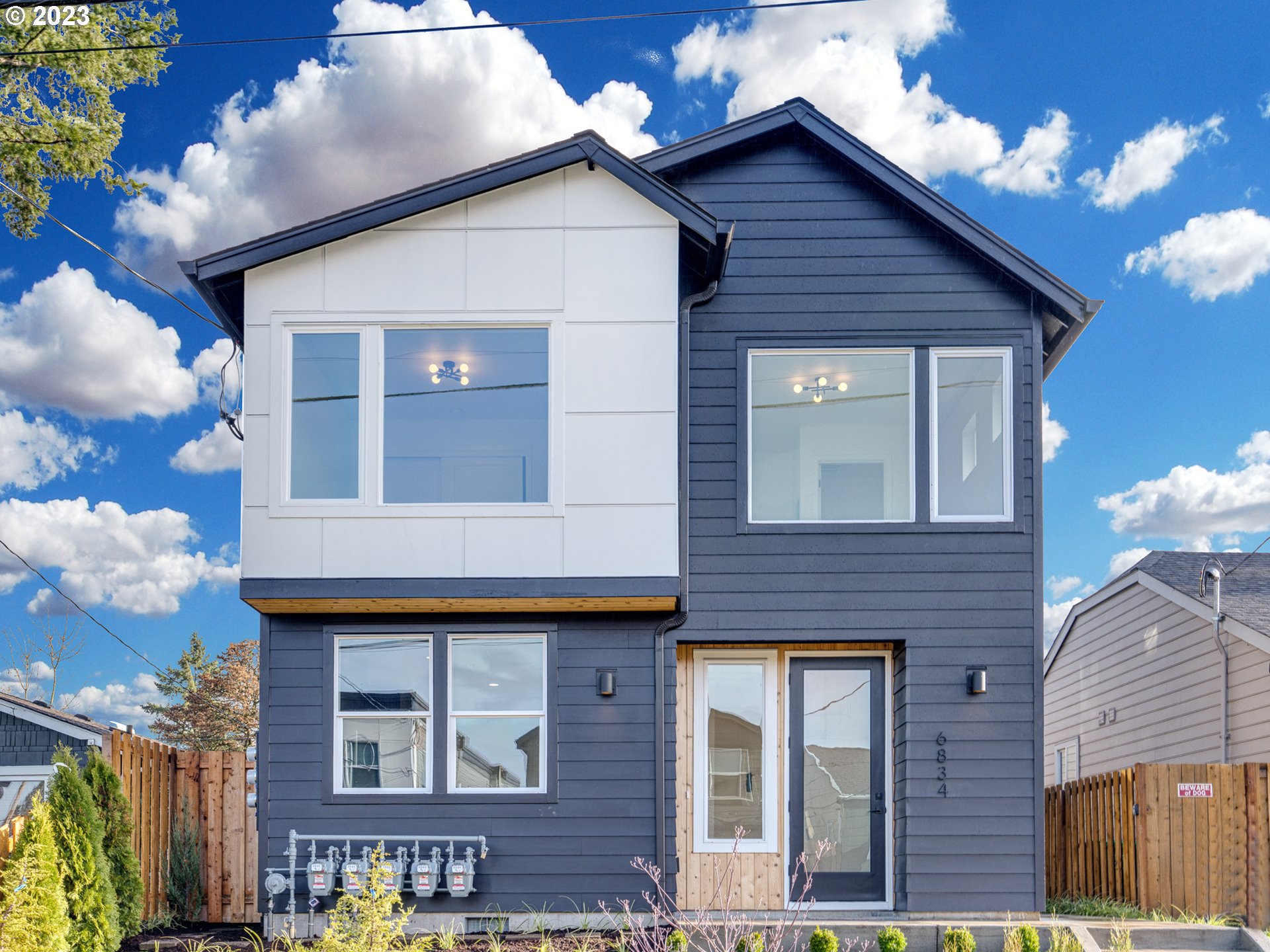 6830 N Montana AVE 3