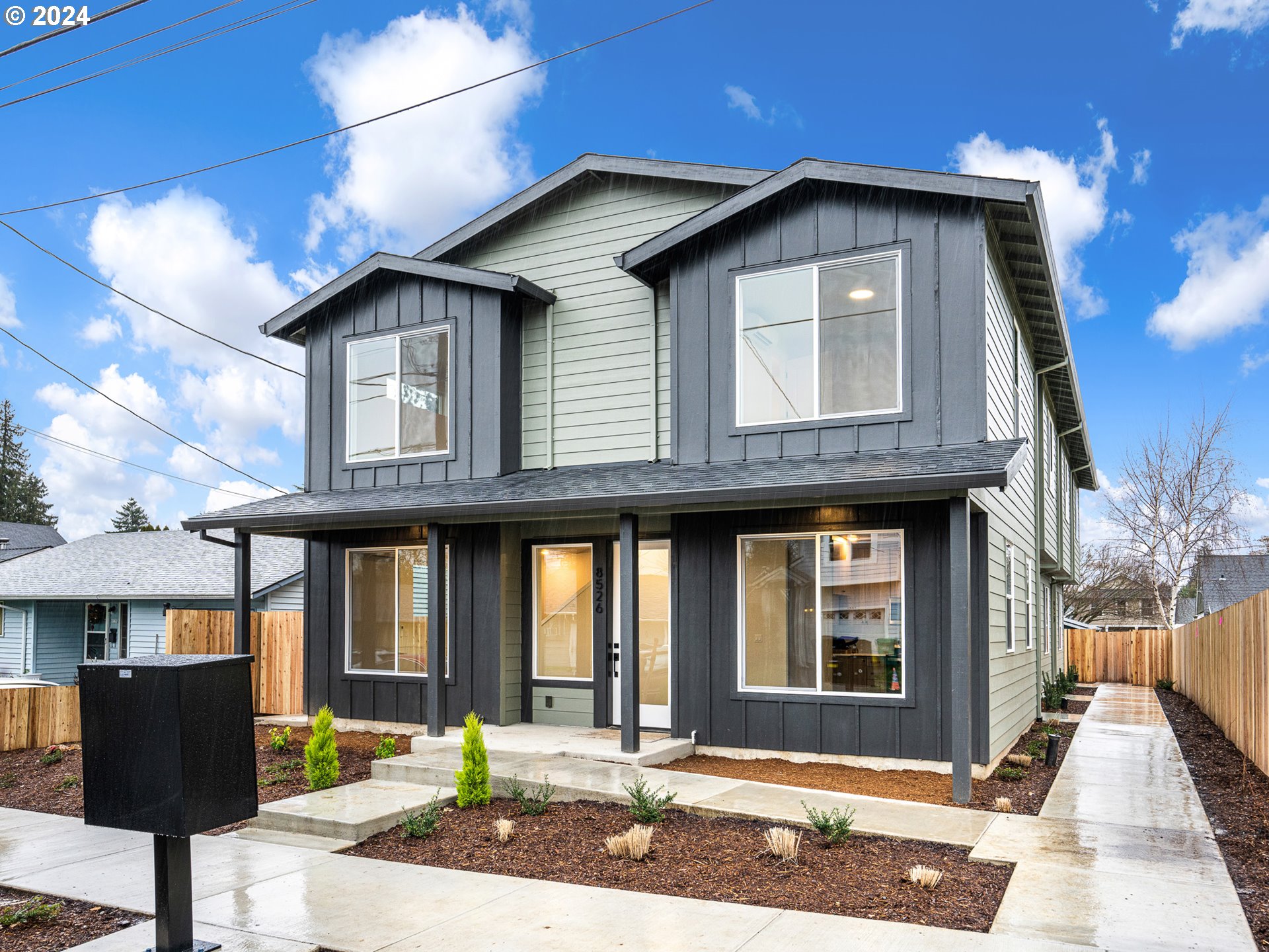 8520 N Endicott AVE 4