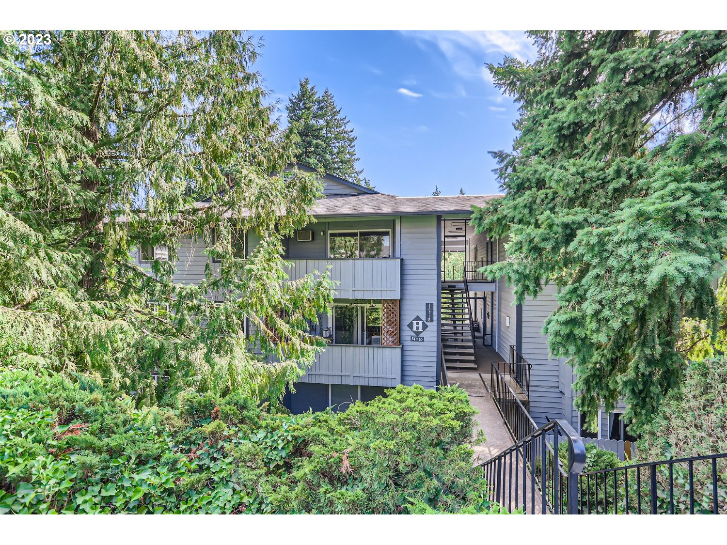 16718 SW GLENEAGLE DR 64H