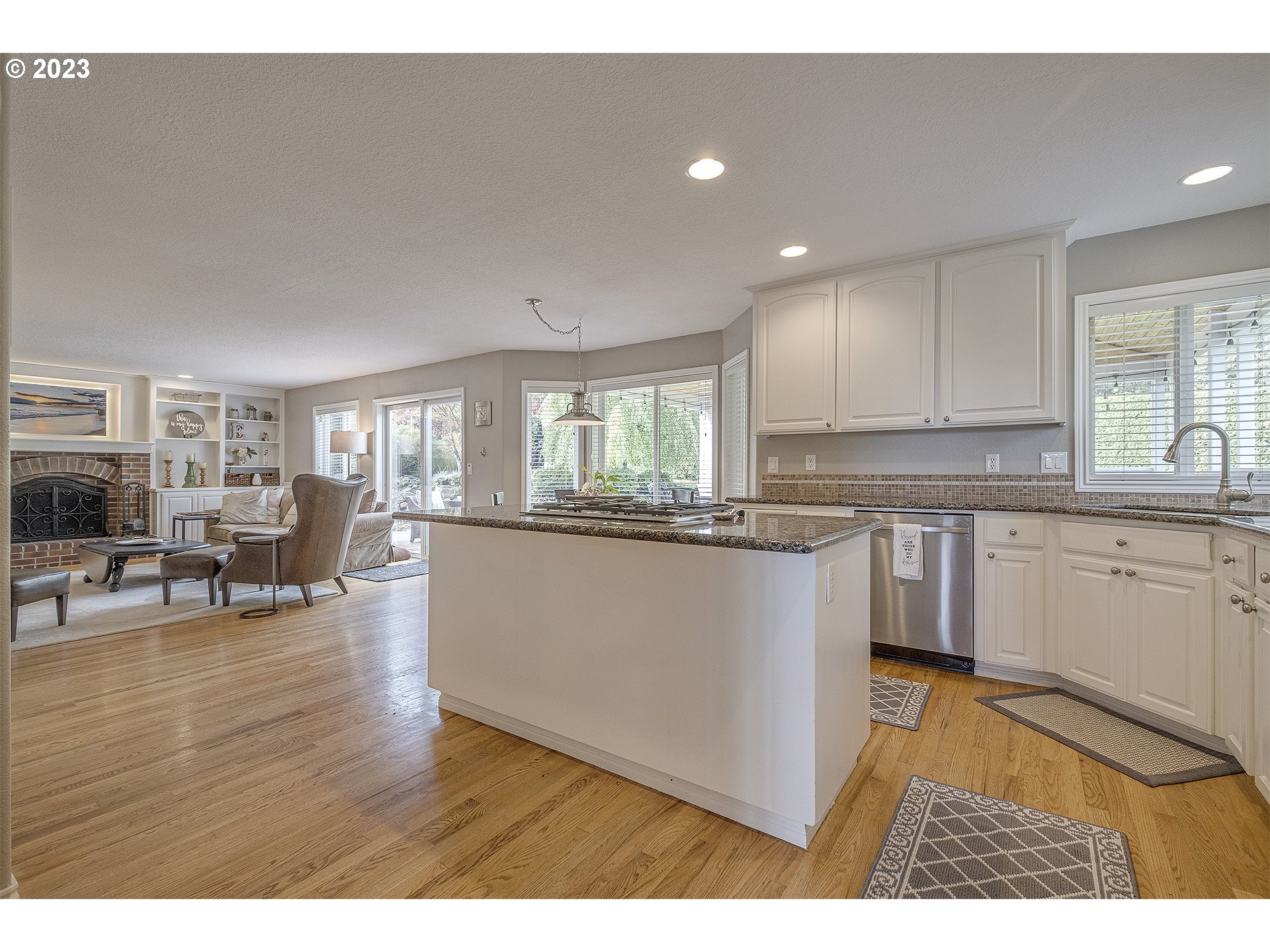 12426 SW CHANDLER DR