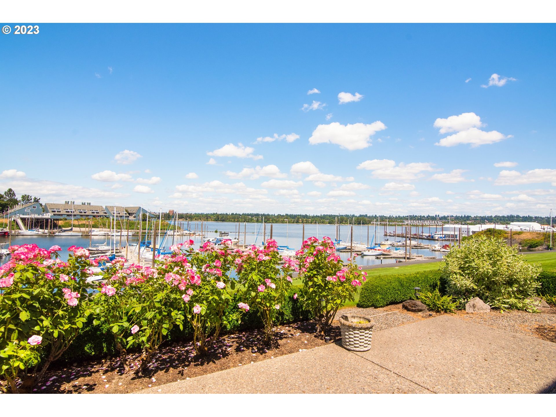 155 N LOTUS BEACH DR