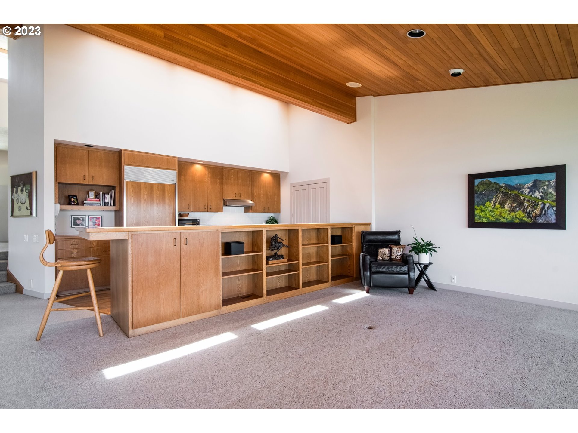 155 N LOTUS BEACH DR