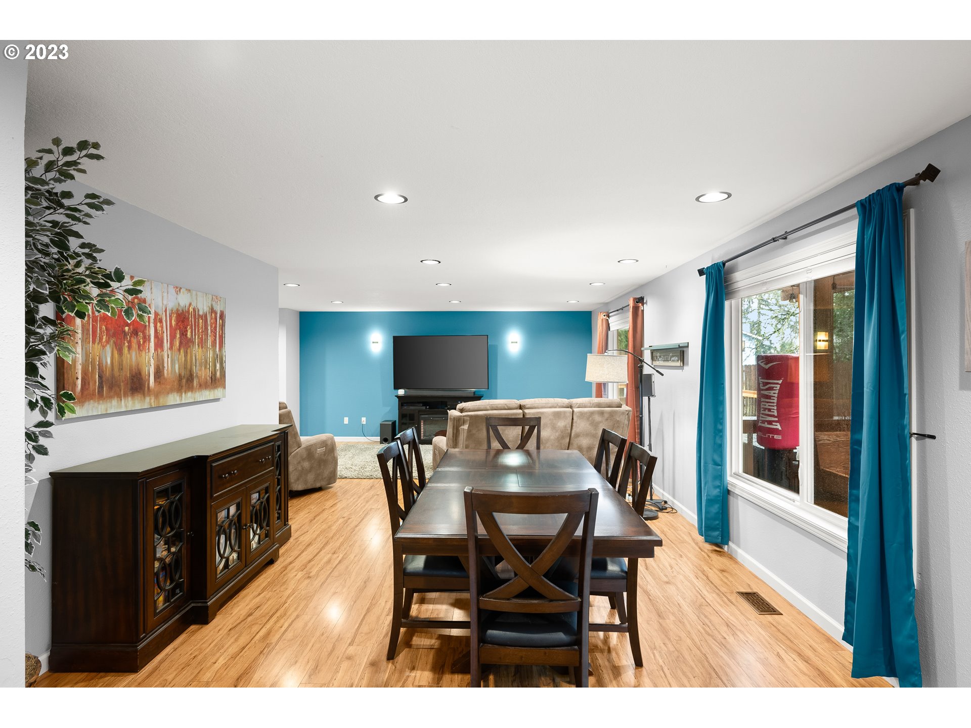 8844 SE CASABLANCA CT