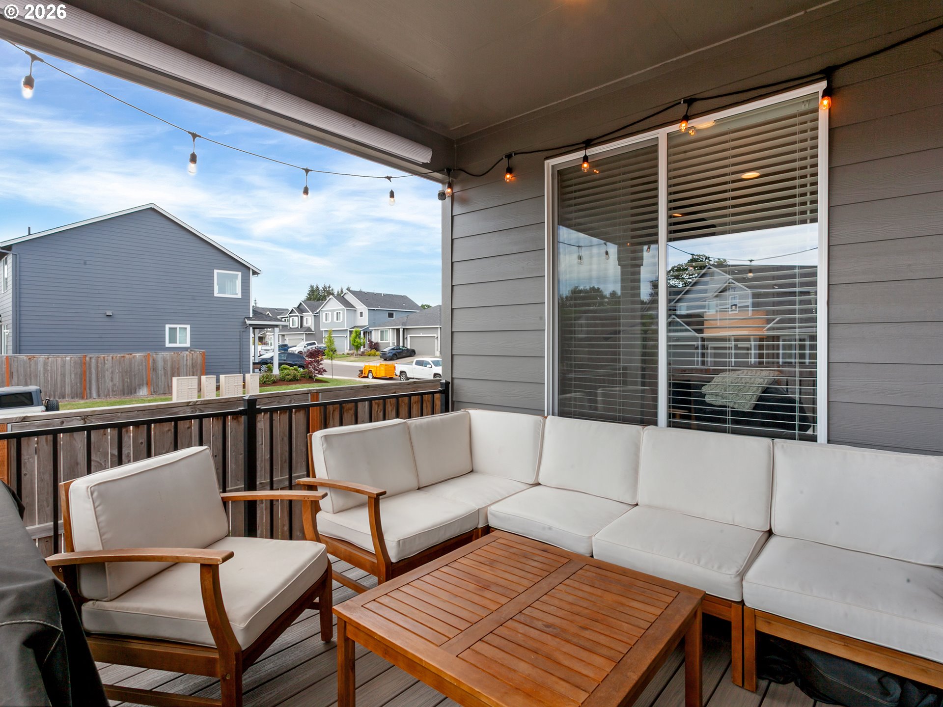291 W 17TH ST