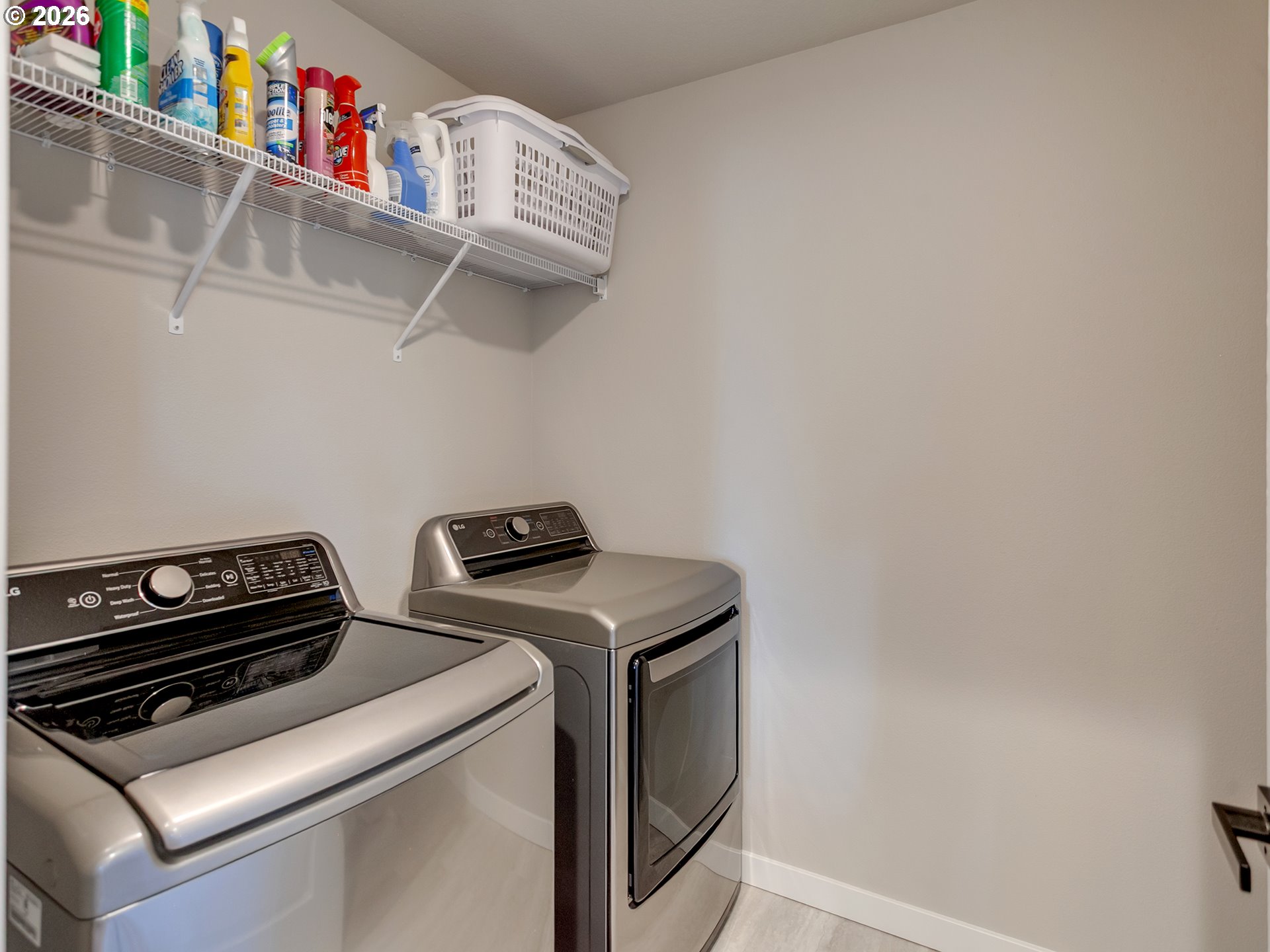 291 W 17TH ST