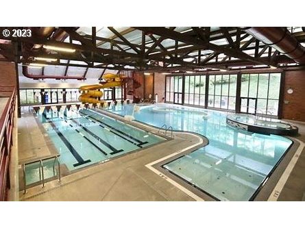 86 KINGSGATE RD I202