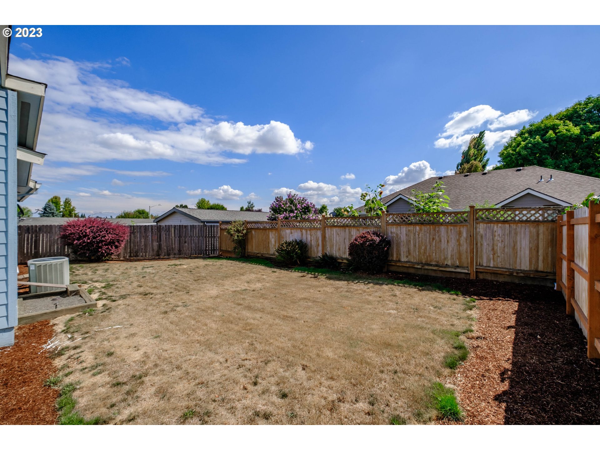 1724 NW POPPY HILLS DR, McMinnville