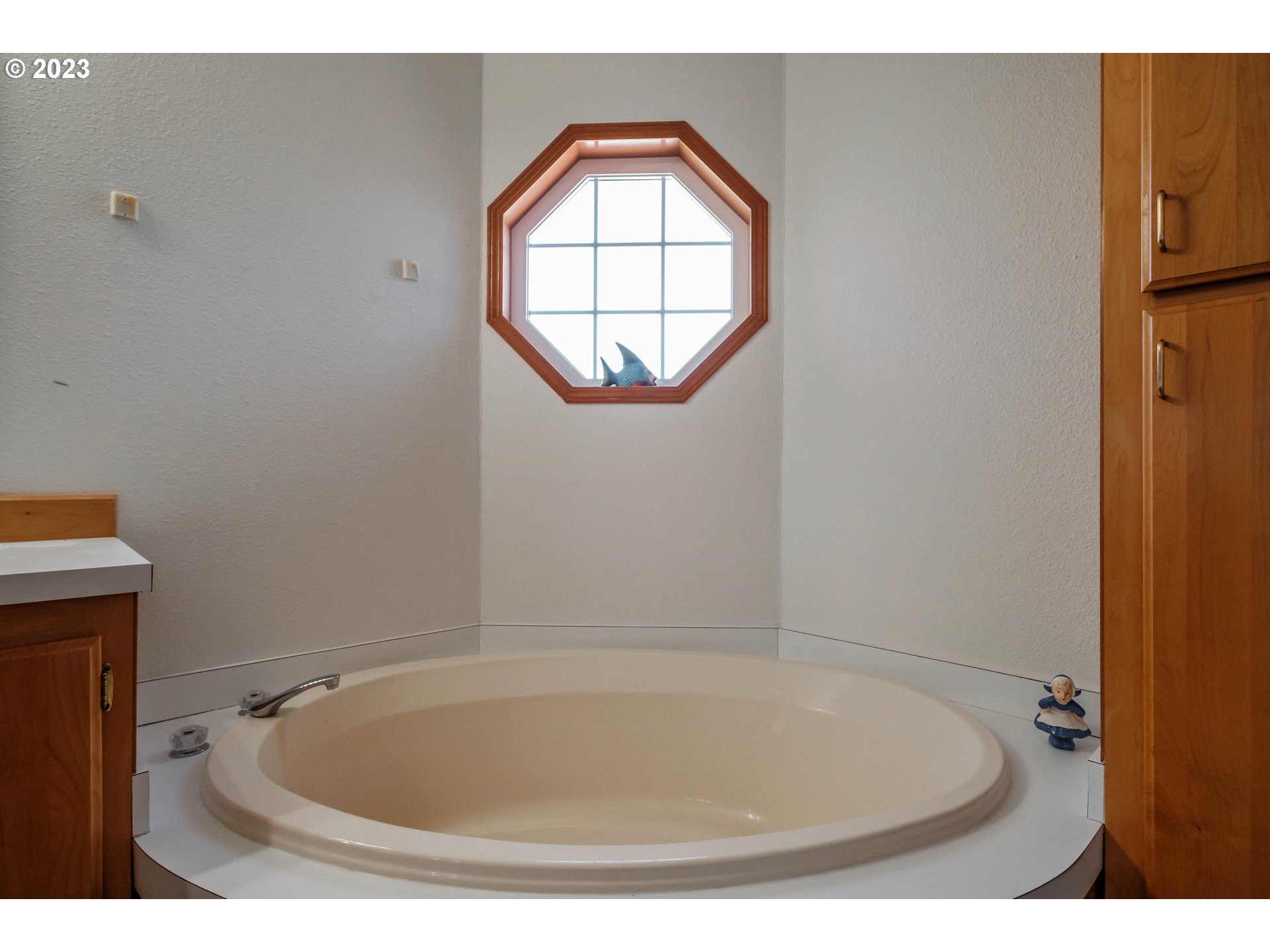 1724 NW POPPY HILLS DR, McMinnville