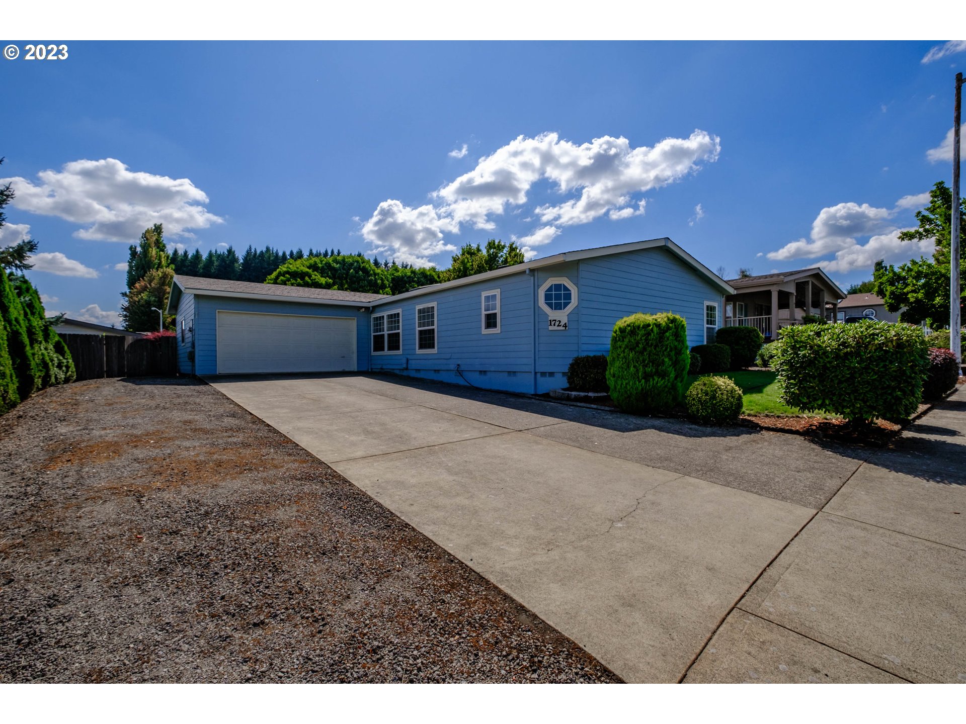 1724 NW POPPY HILLS DR, McMinnville
