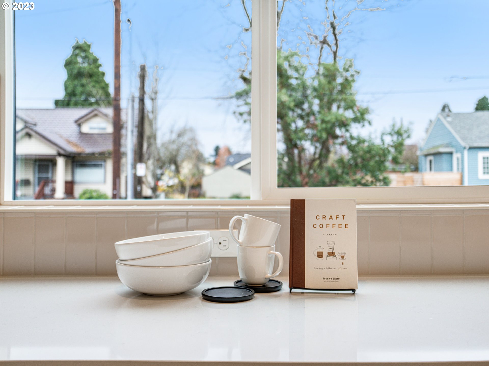 6411 N Greeley AVE 1