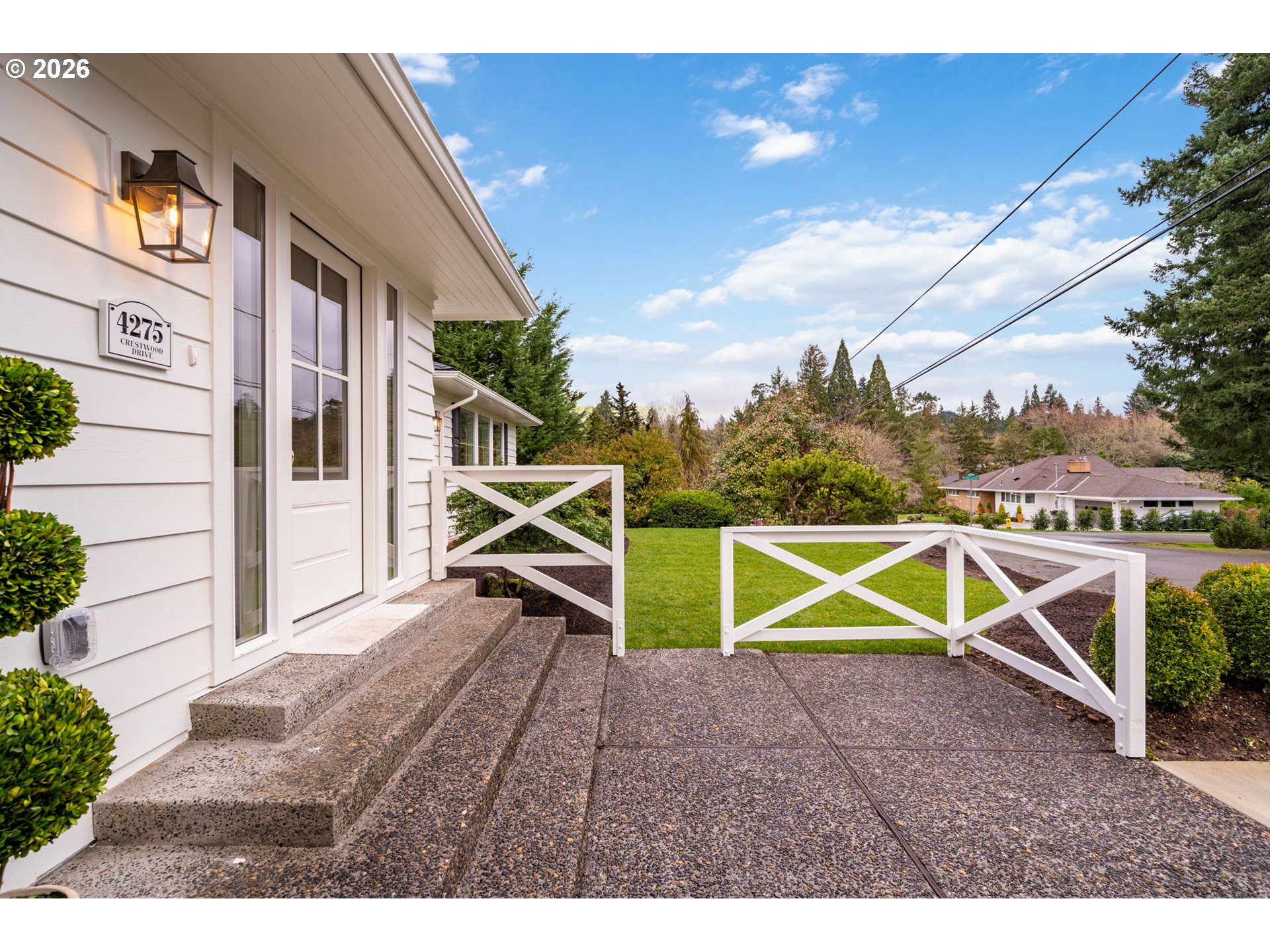 4275 SW CRESTWOOD DR