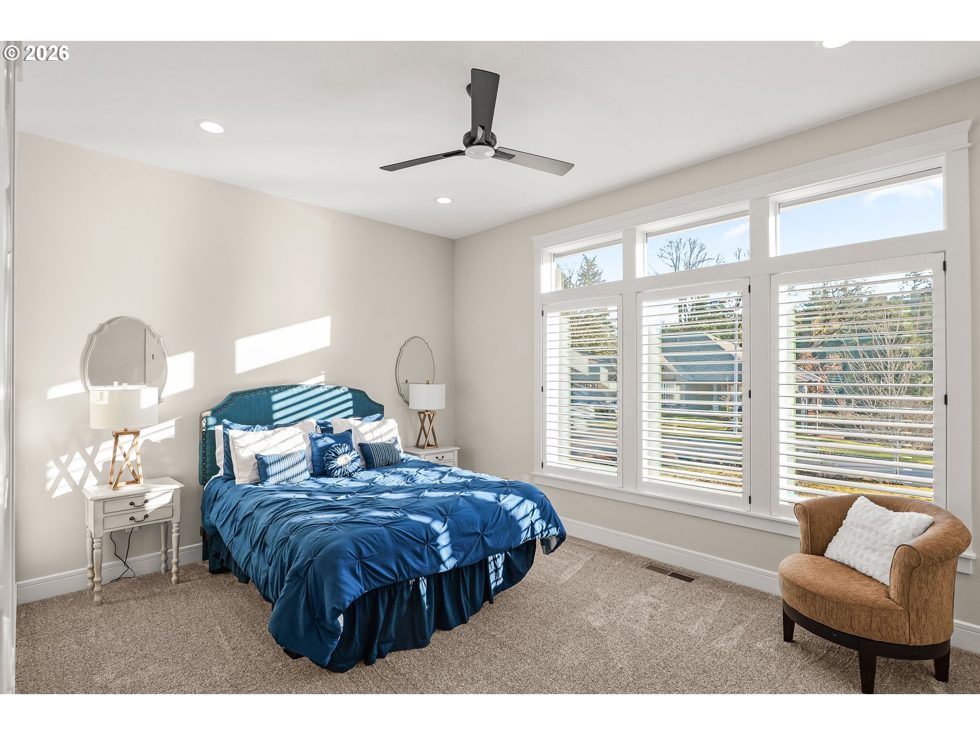 337 SE KURTH MEADOW AVE