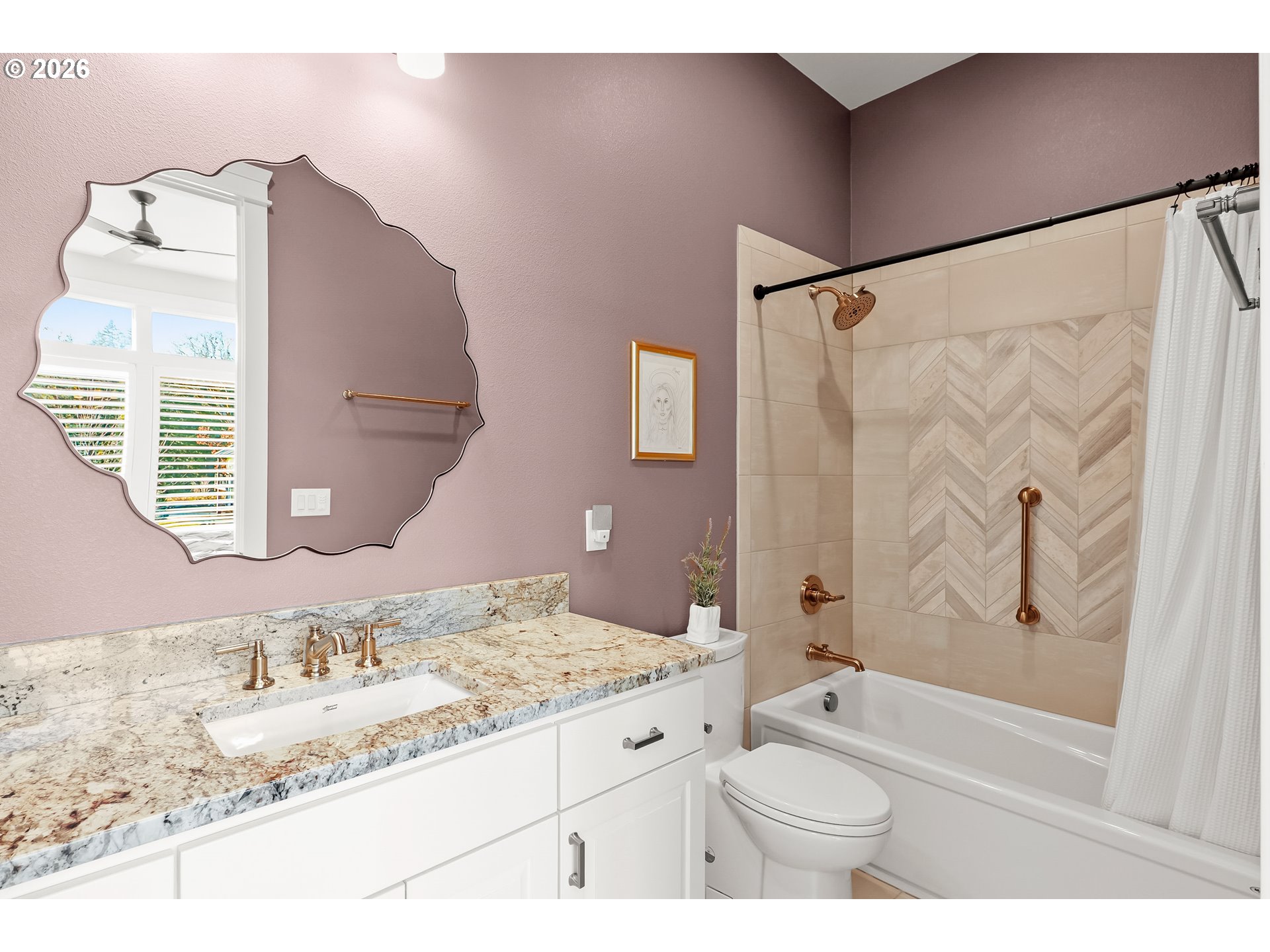 337 SE KURTH MEADOW AVE