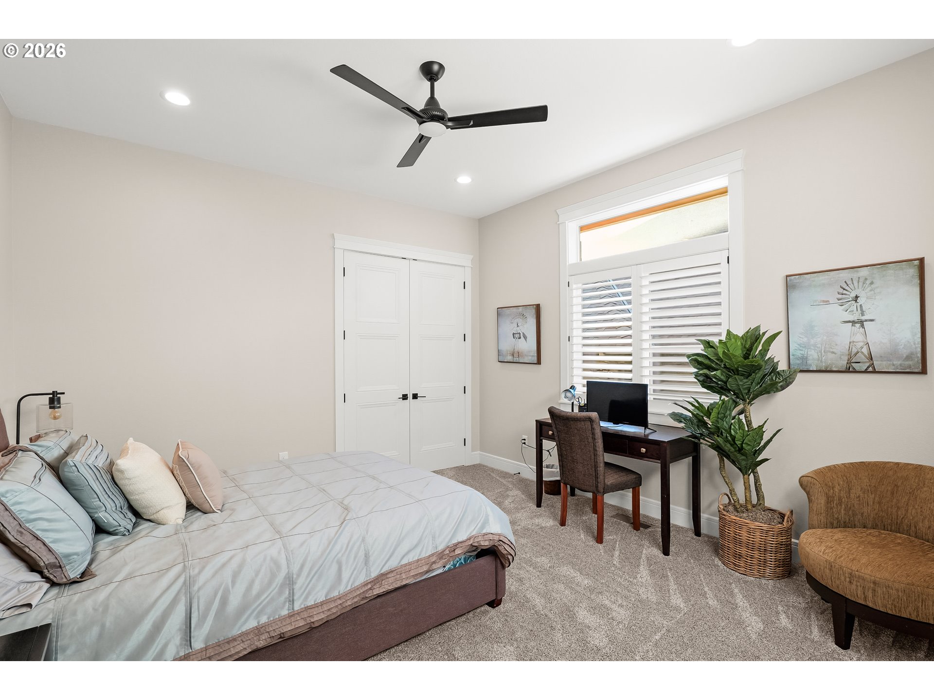 337 SE KURTH MEADOW AVE