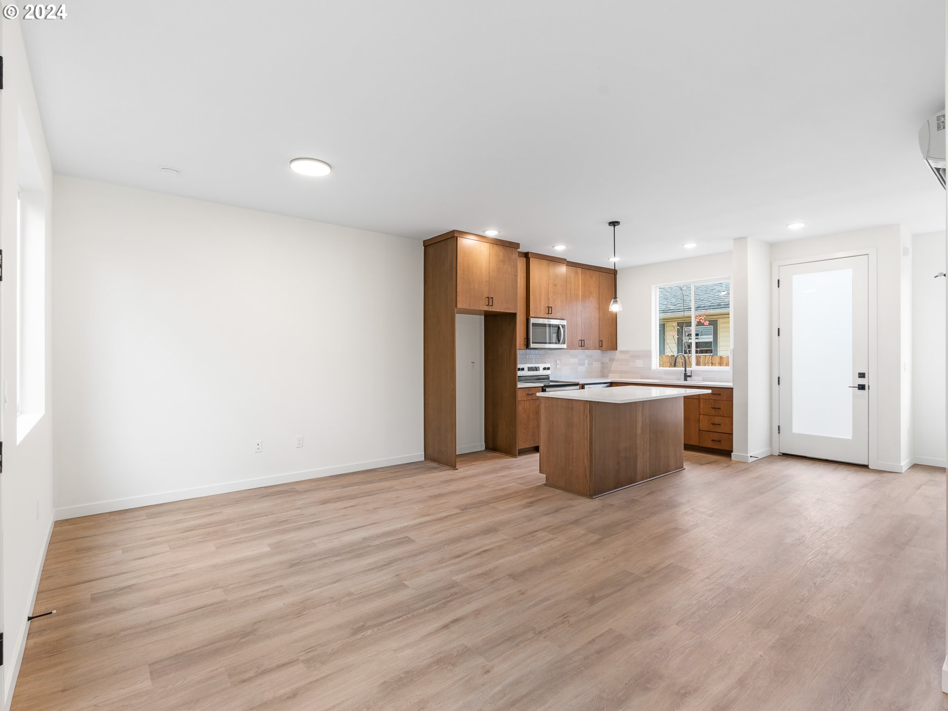 5277 N Vancouver AVE 2, Portland Unit: 2