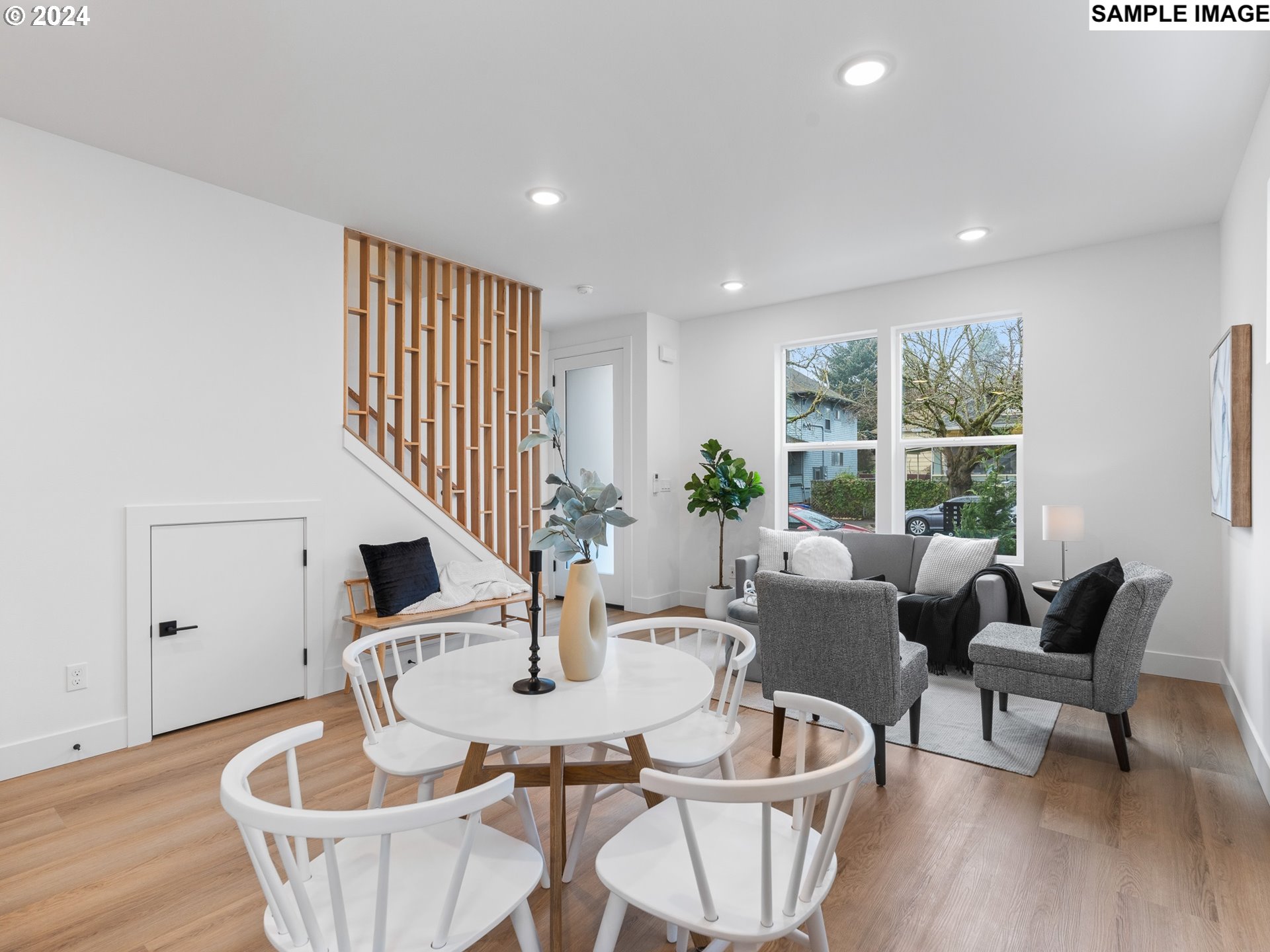 4364 N Gantenbein AVE 2