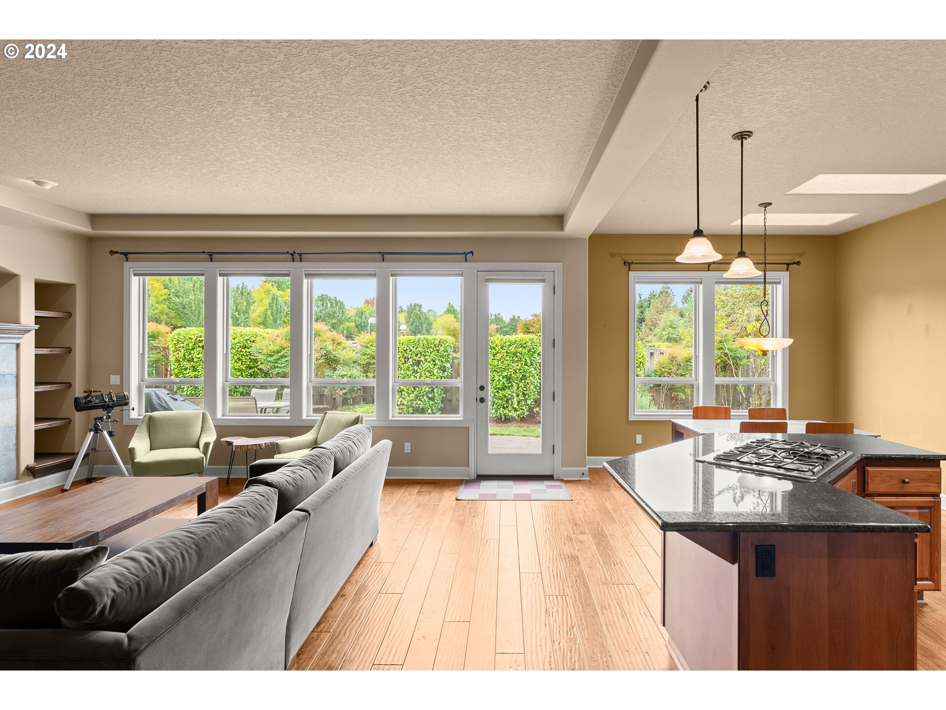 23485 SW RICHEN PARK TER