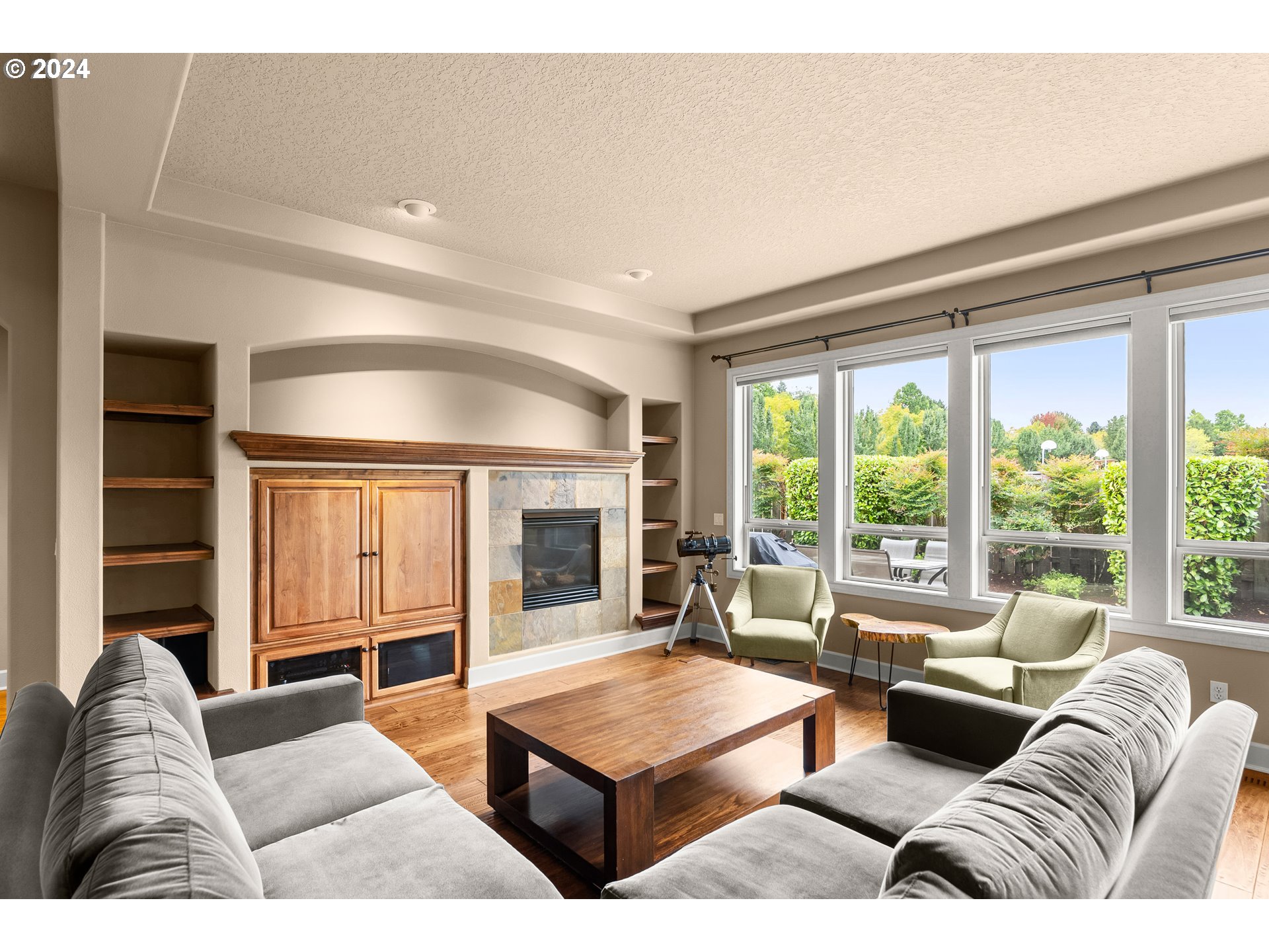 23485 SW RICHEN PARK TER