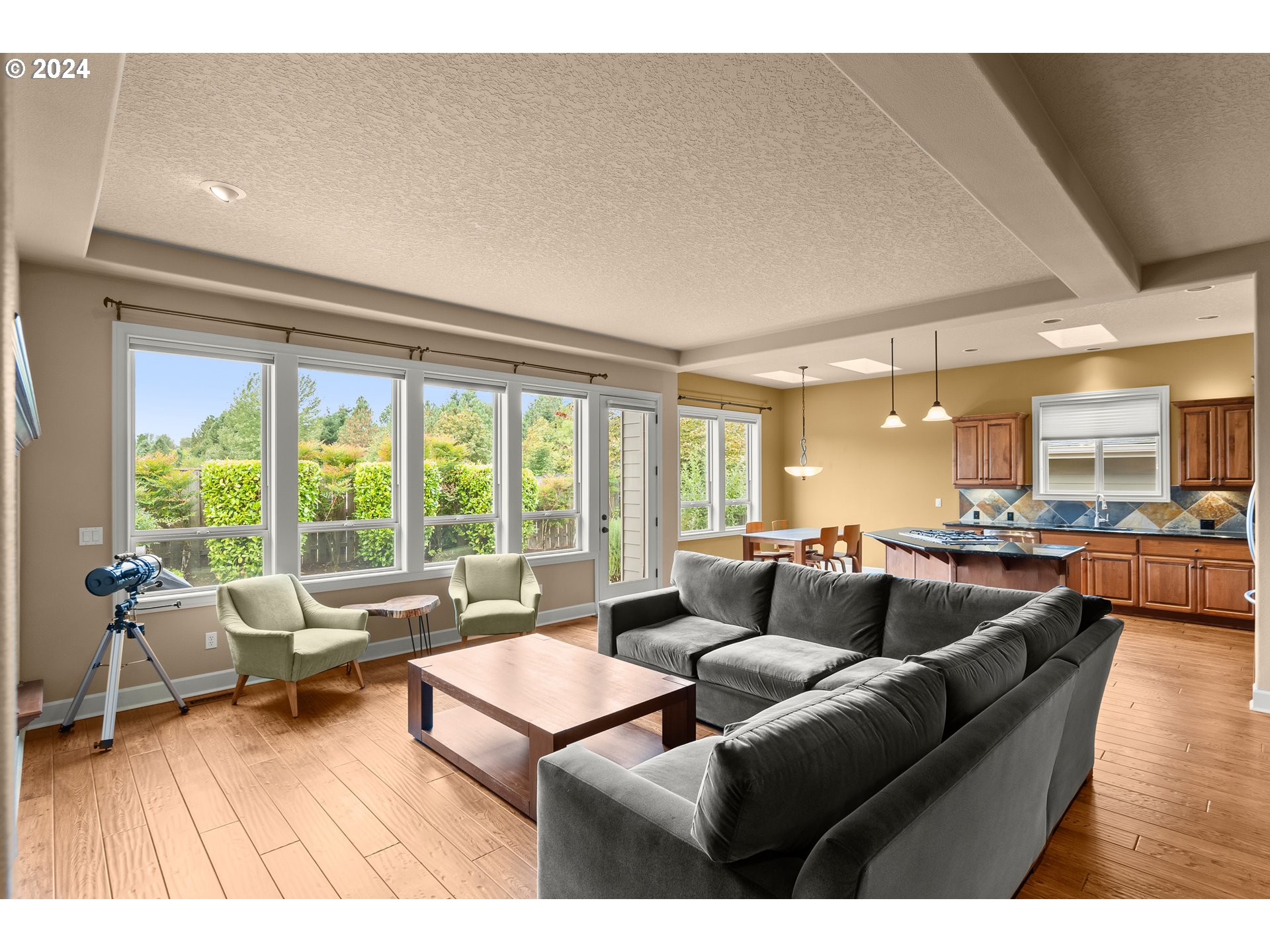 23485 SW RICHEN PARK TER