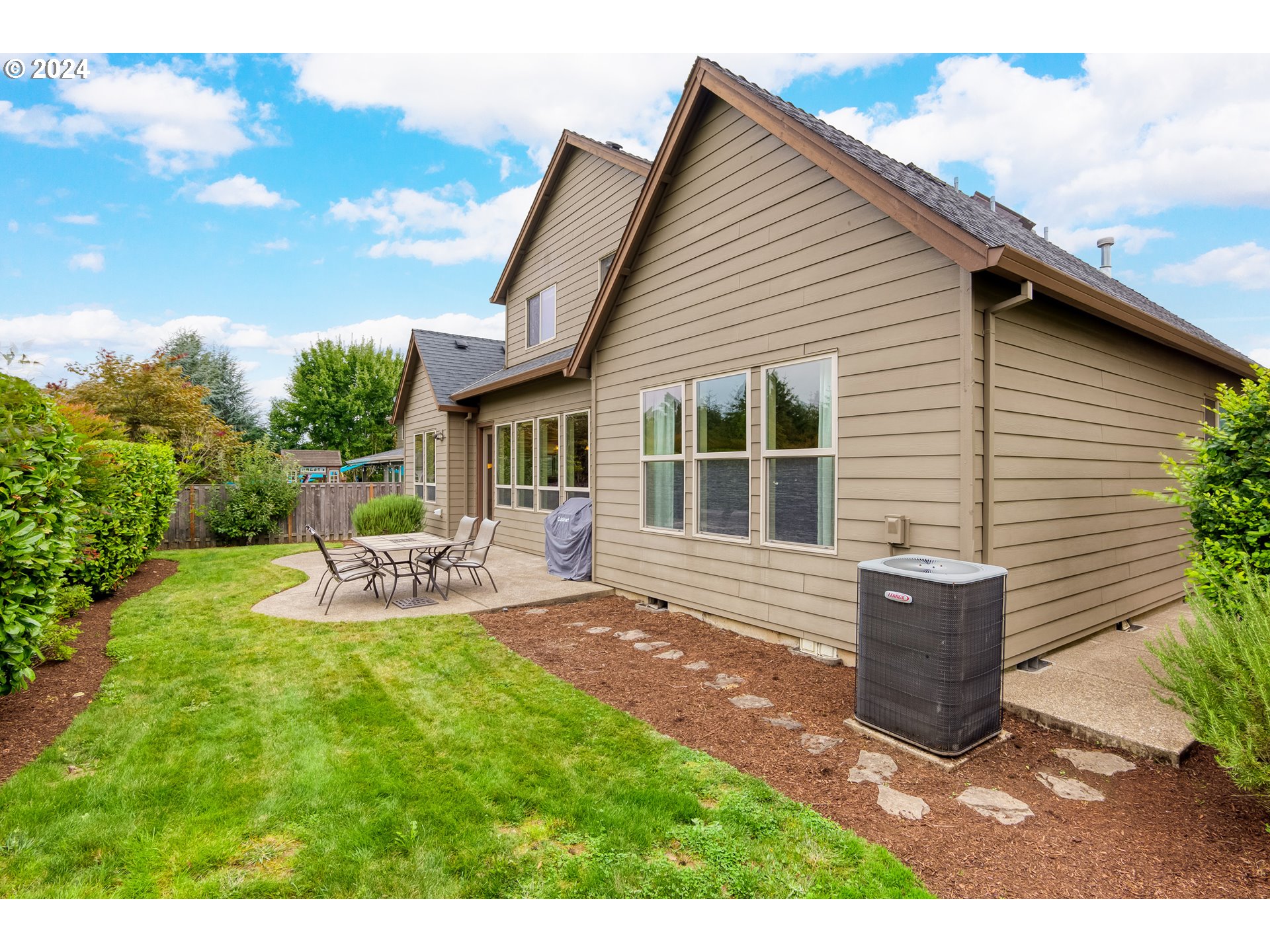 23485 SW RICHEN PARK TER