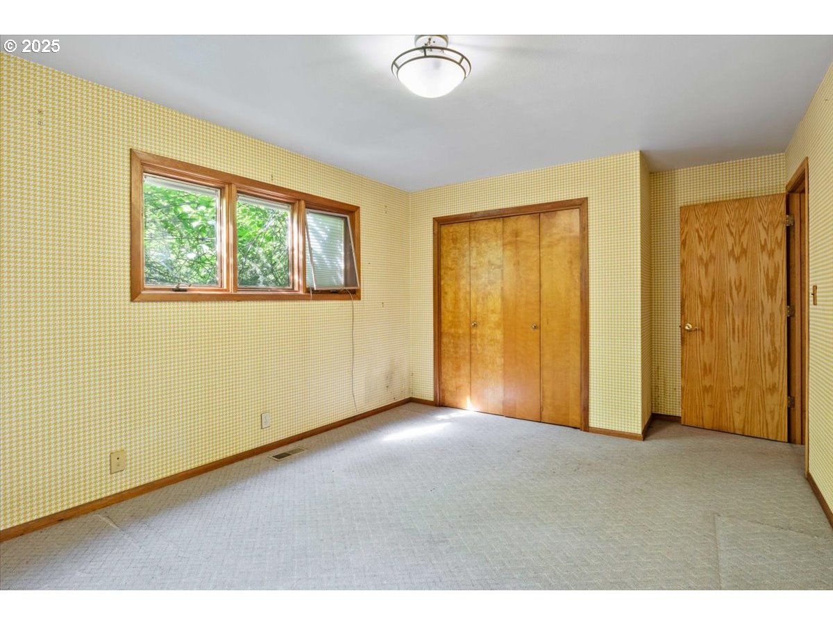 17815 NE Courtney RD