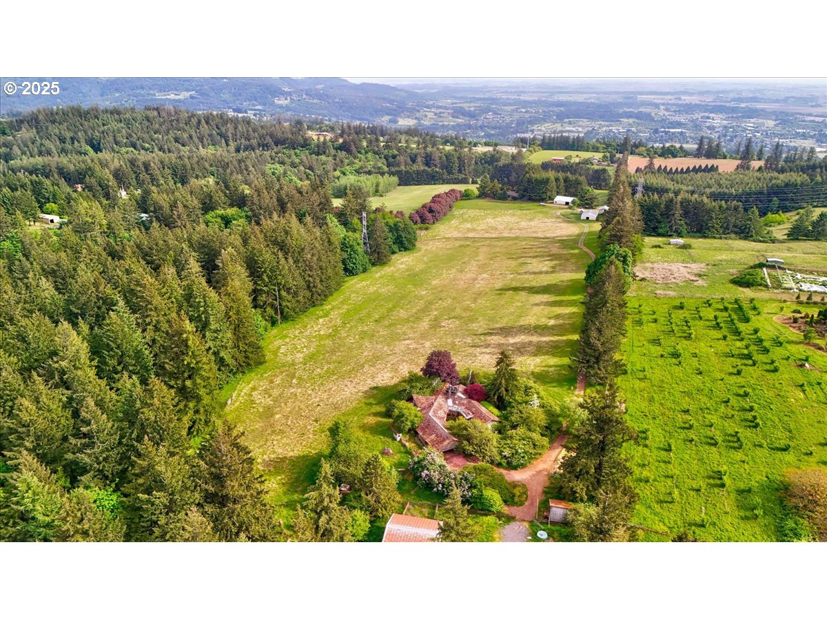 17815 NE Courtney RD