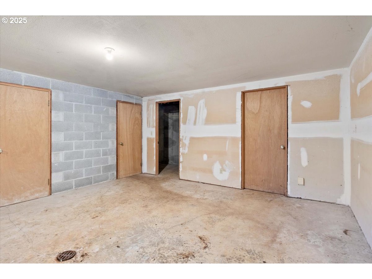 17815 NE Courtney RD