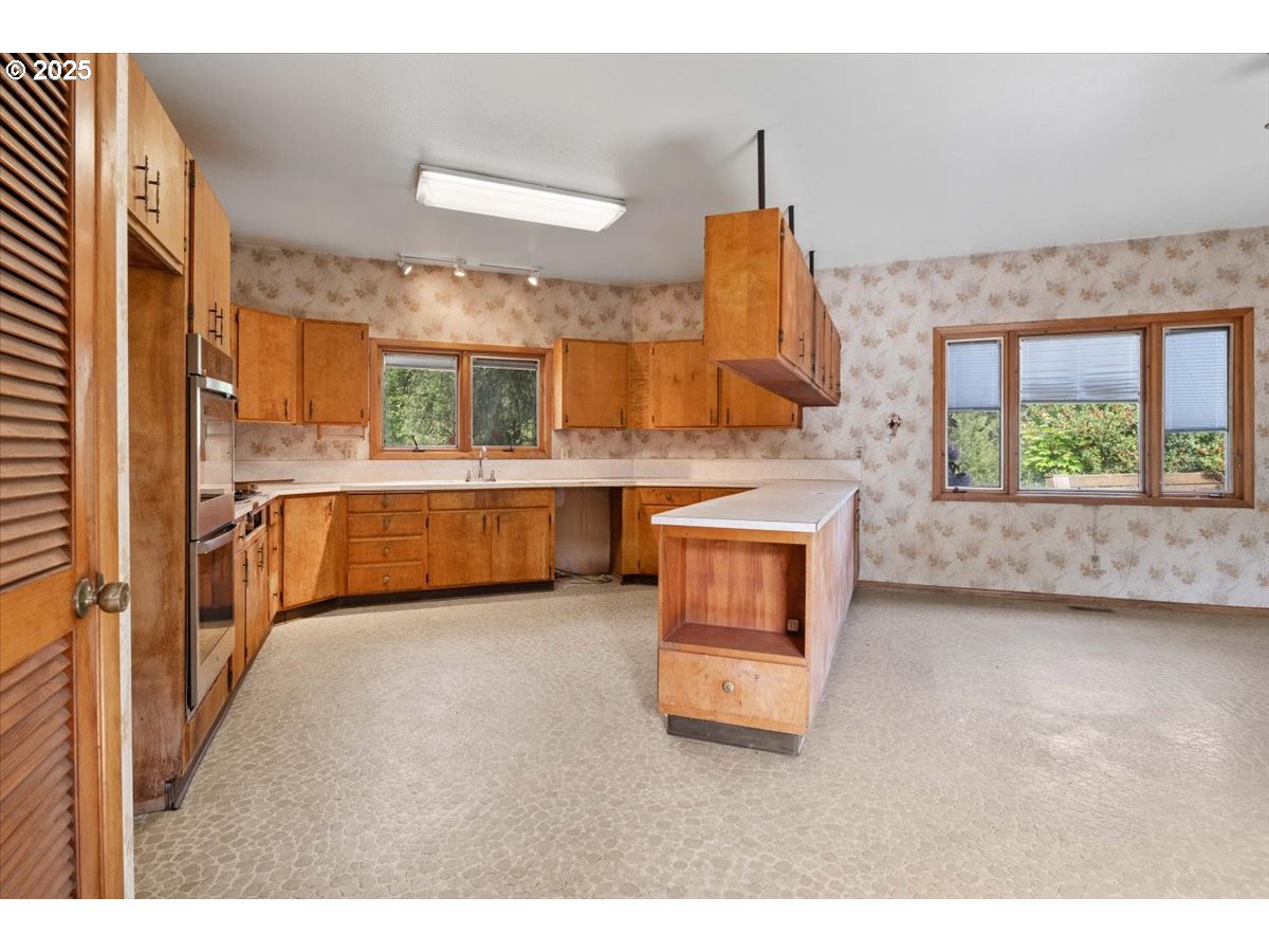 17815 NE Courtney RD