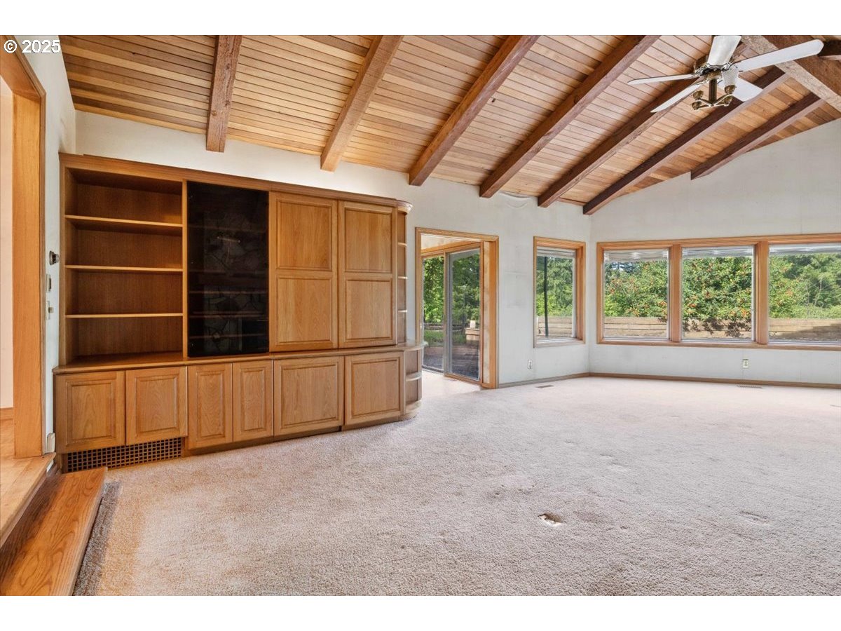 17815 NE Courtney RD