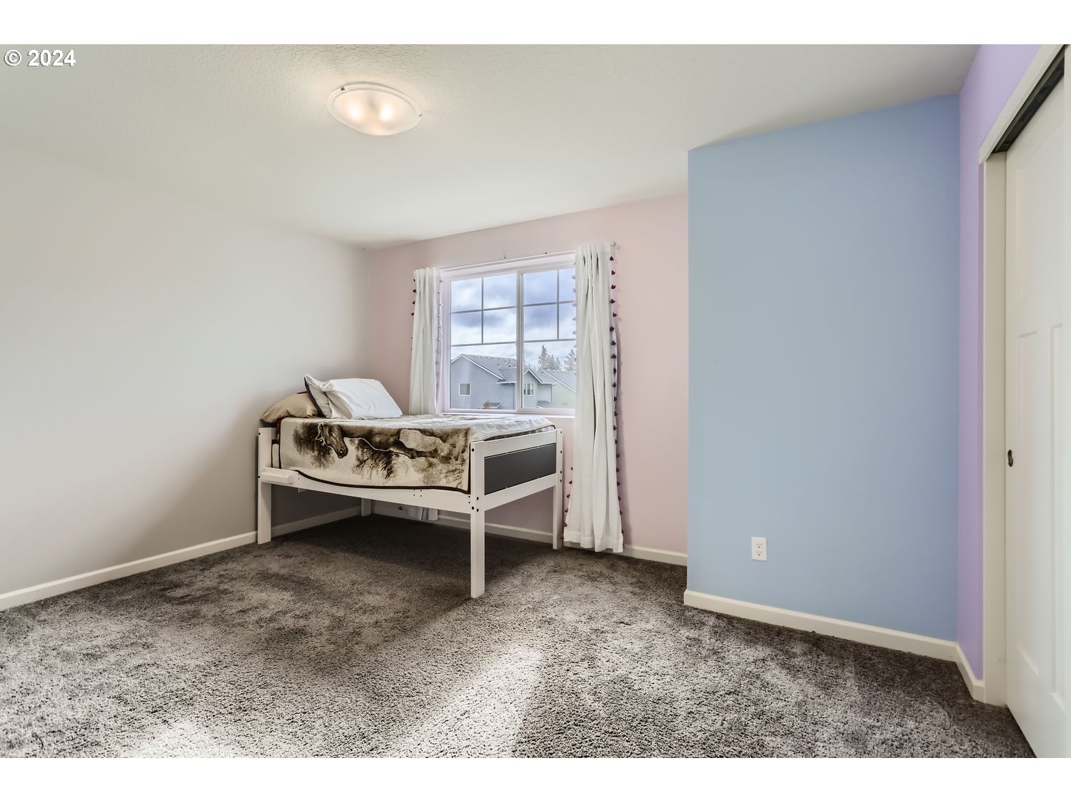 438 SW 16TH AVE