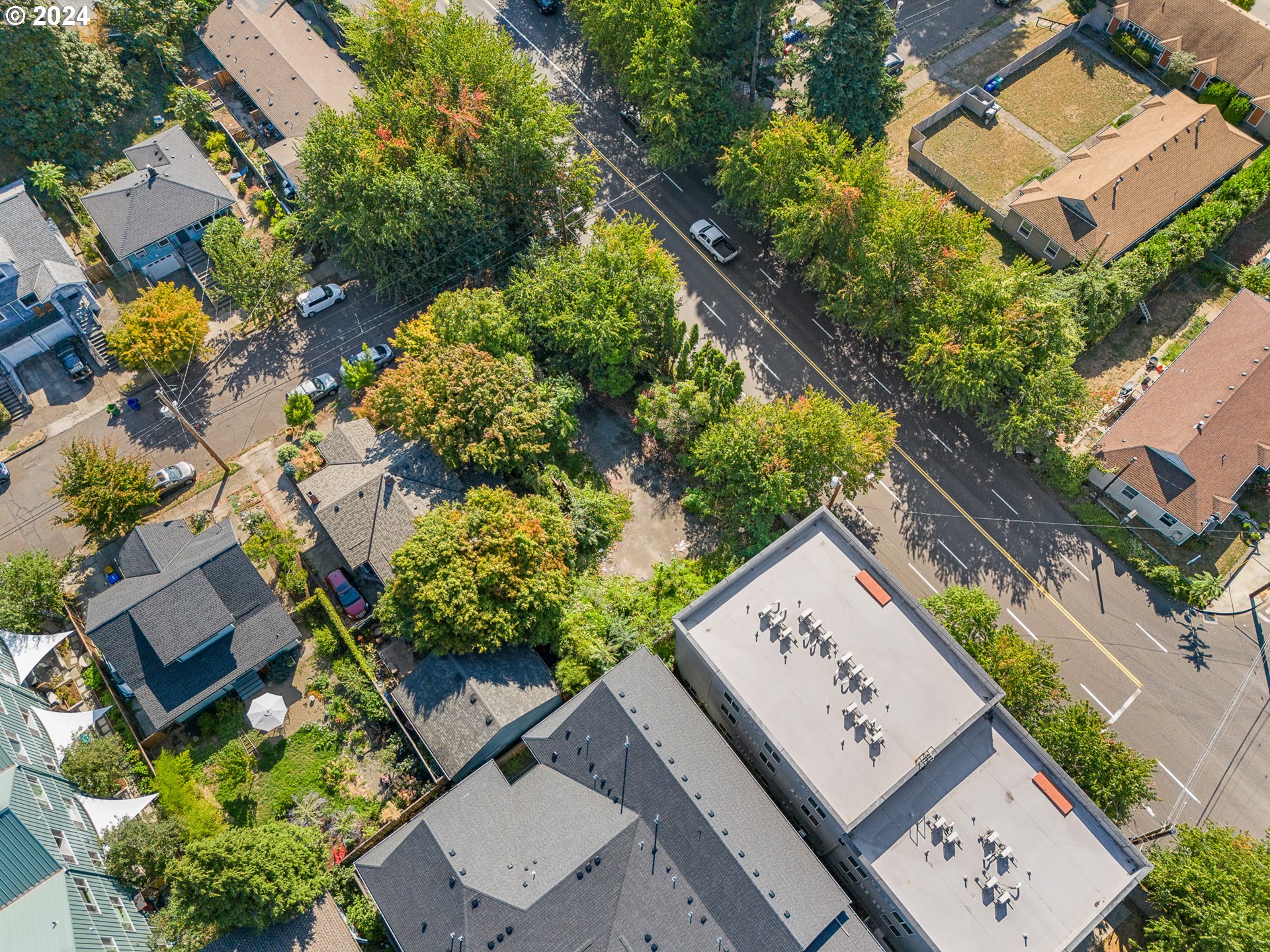 N Montana AVE, Portland