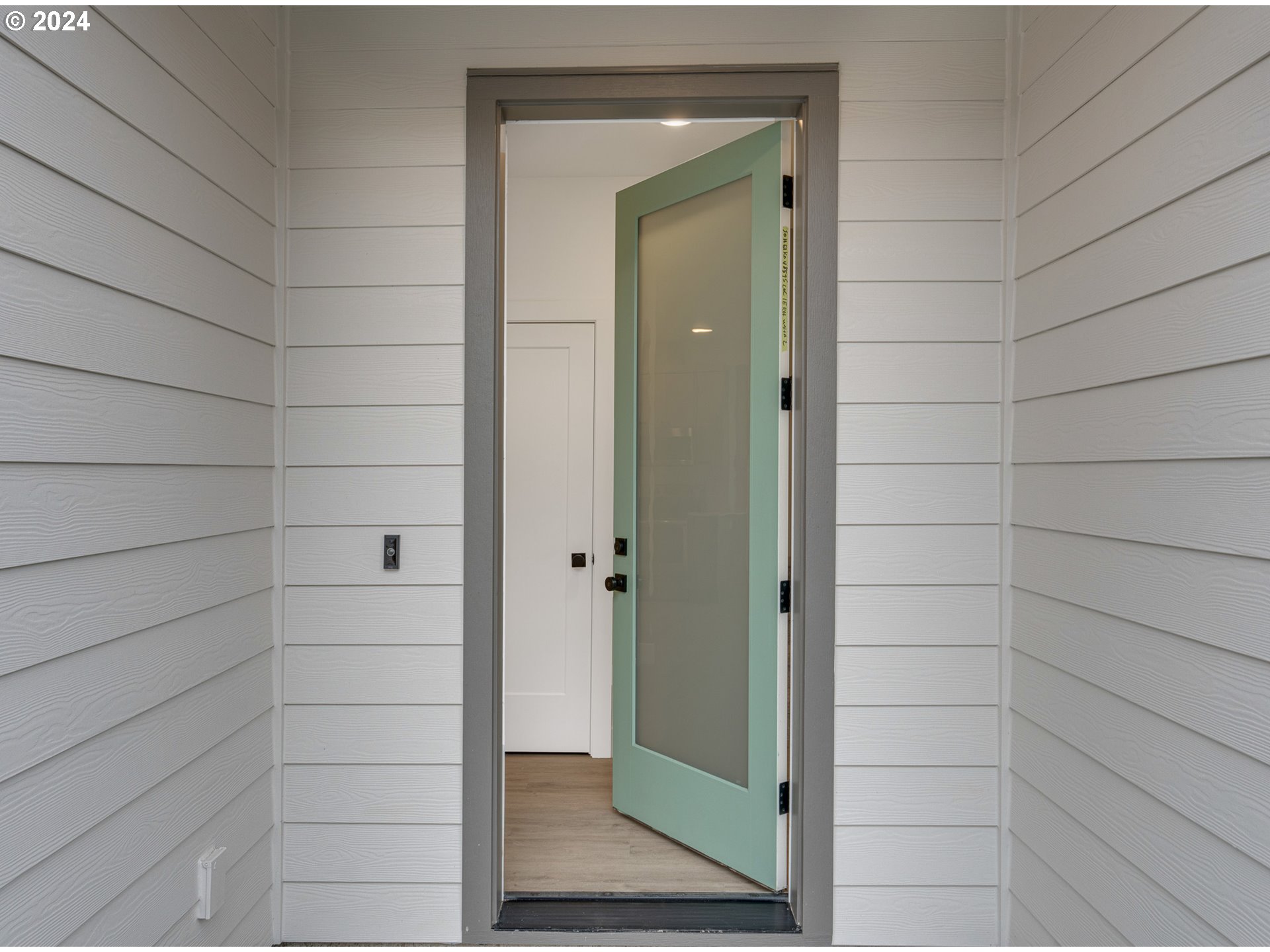 5859 NE Prescott ST 2