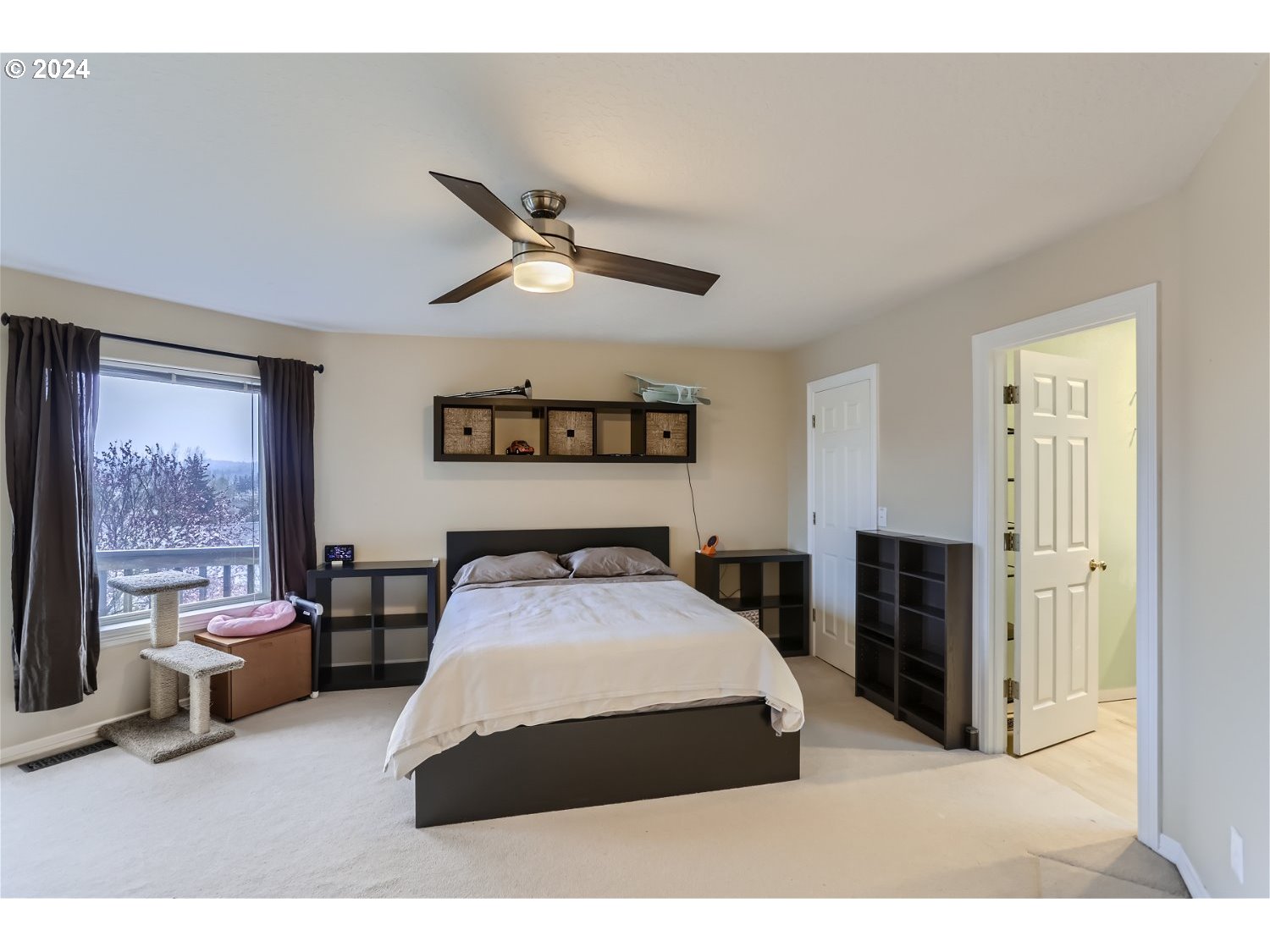 1872 SW HASKINS CT