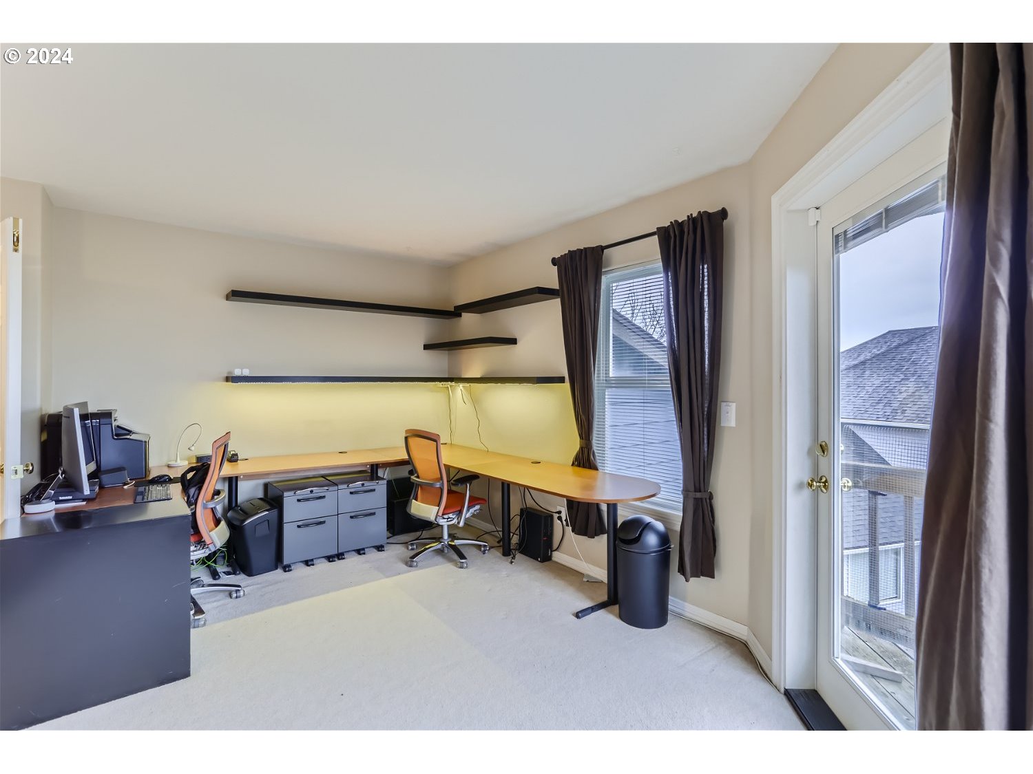 1872 SW HASKINS CT
