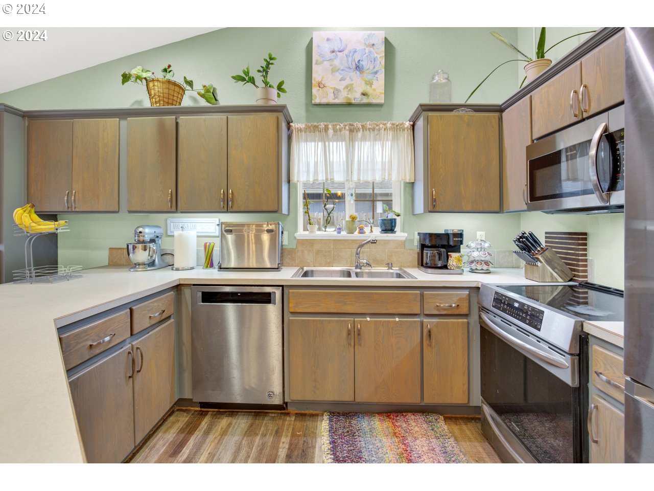 2074 SW ALEXANDRIA ST, McMinnville