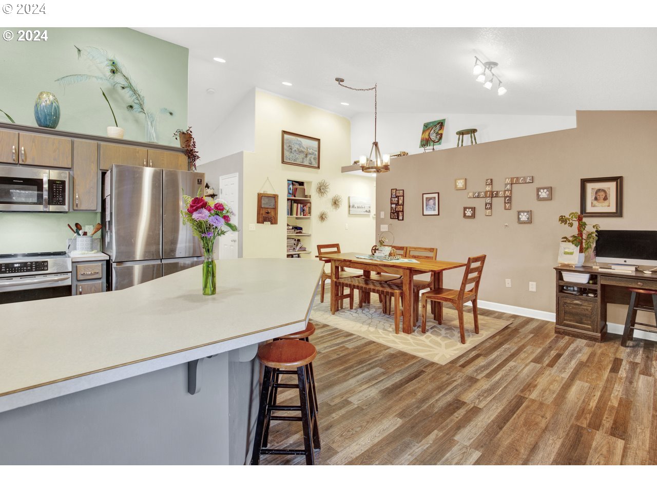 2074 SW ALEXANDRIA ST, McMinnville