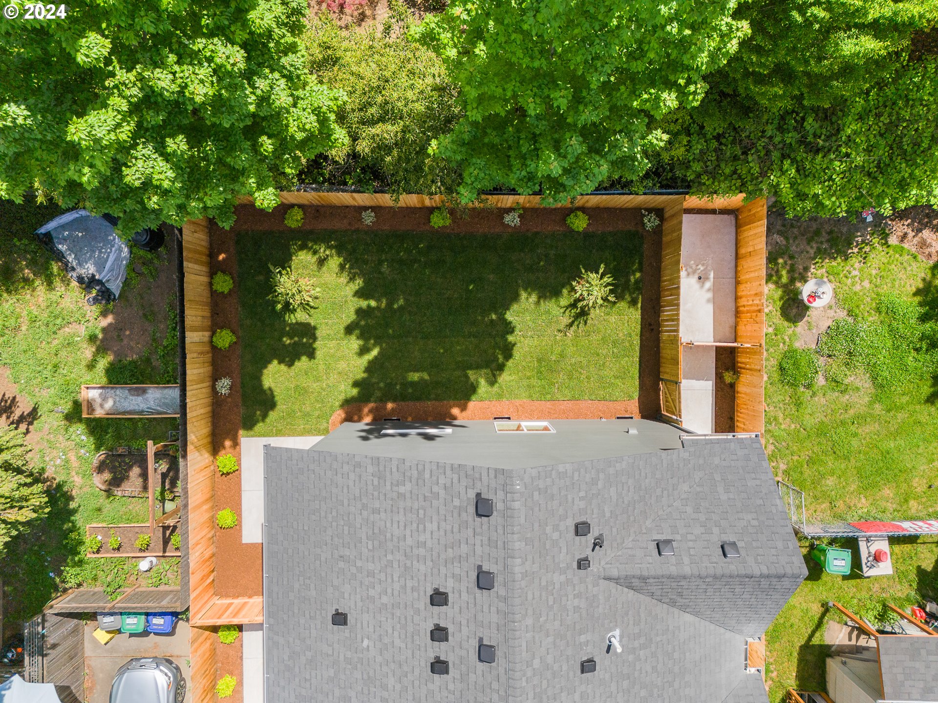 9060 N Buchanan AVE 1